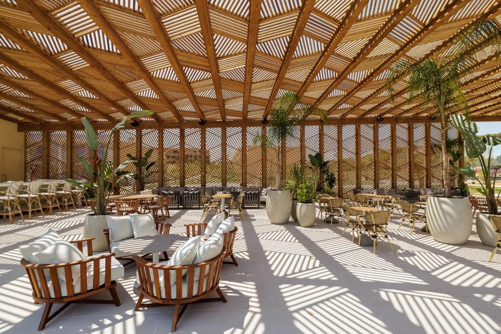 Restaurant/places to eat in Verdelago Resort