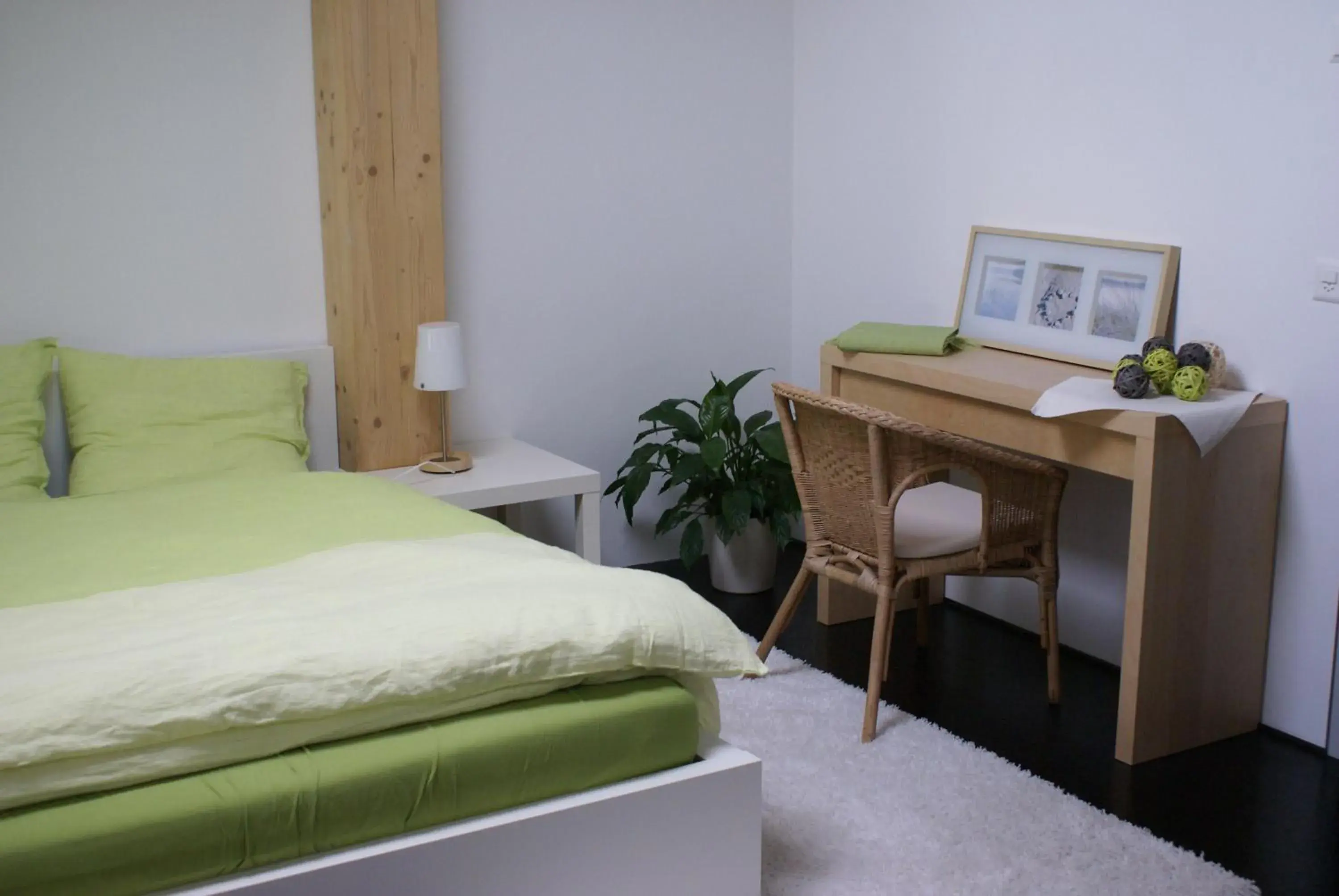 Double Room with Shared Bathroom - single occupancy in Carpe Diem - Bnb - Chambres d'hôtes Double Room with Shared Bathroom - single occupancy in Carpe Diem - Bnb - Chambres d'hôtes