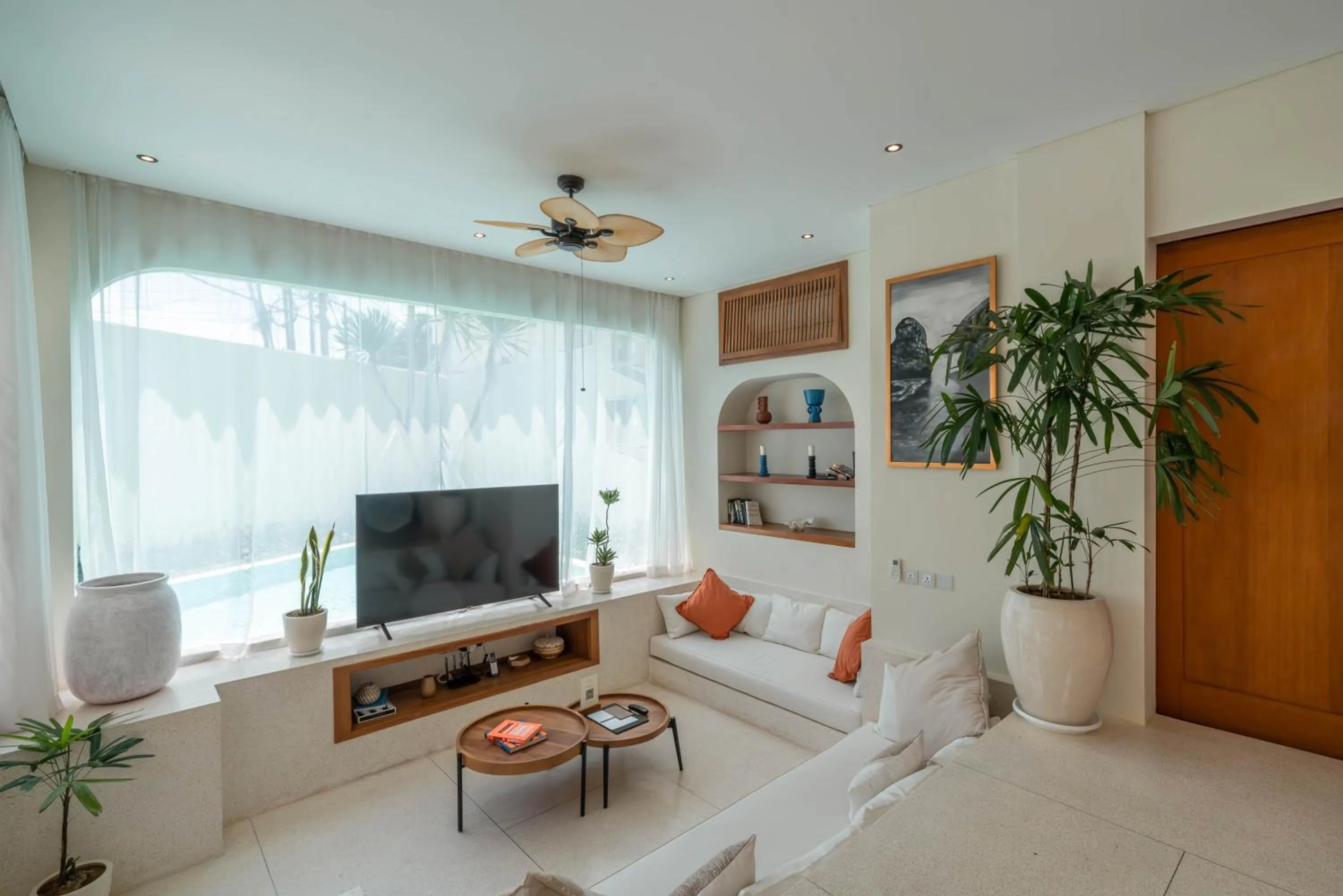 TV and multimedia in Alegria de la Vida
