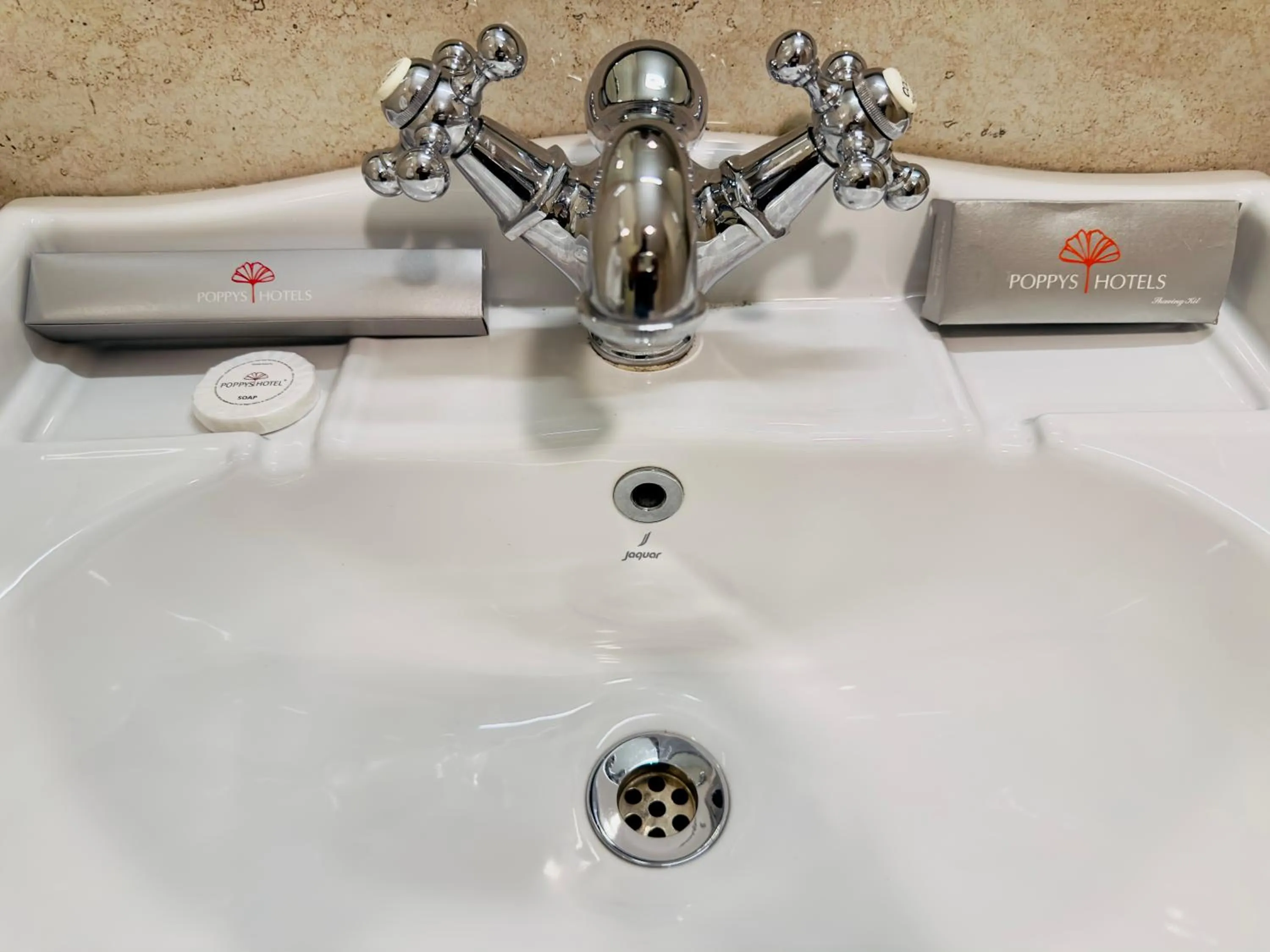 Bathroom in Poppys Pleasant Stay