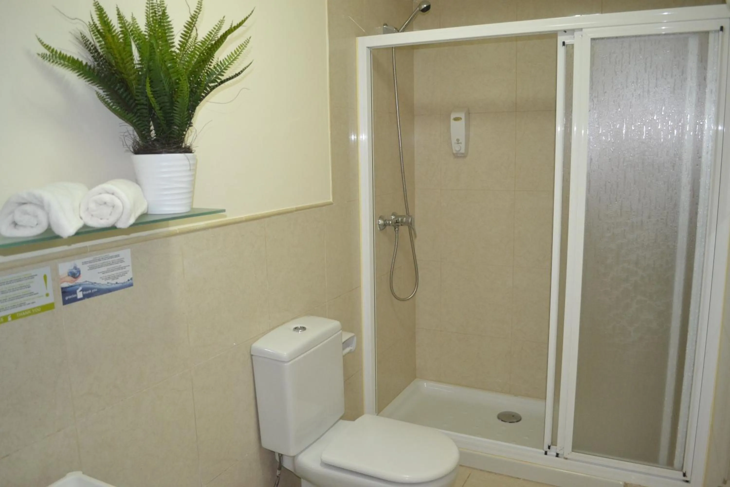 Bathroom in Apartamentos Garden Atlantis en Club Atlantis