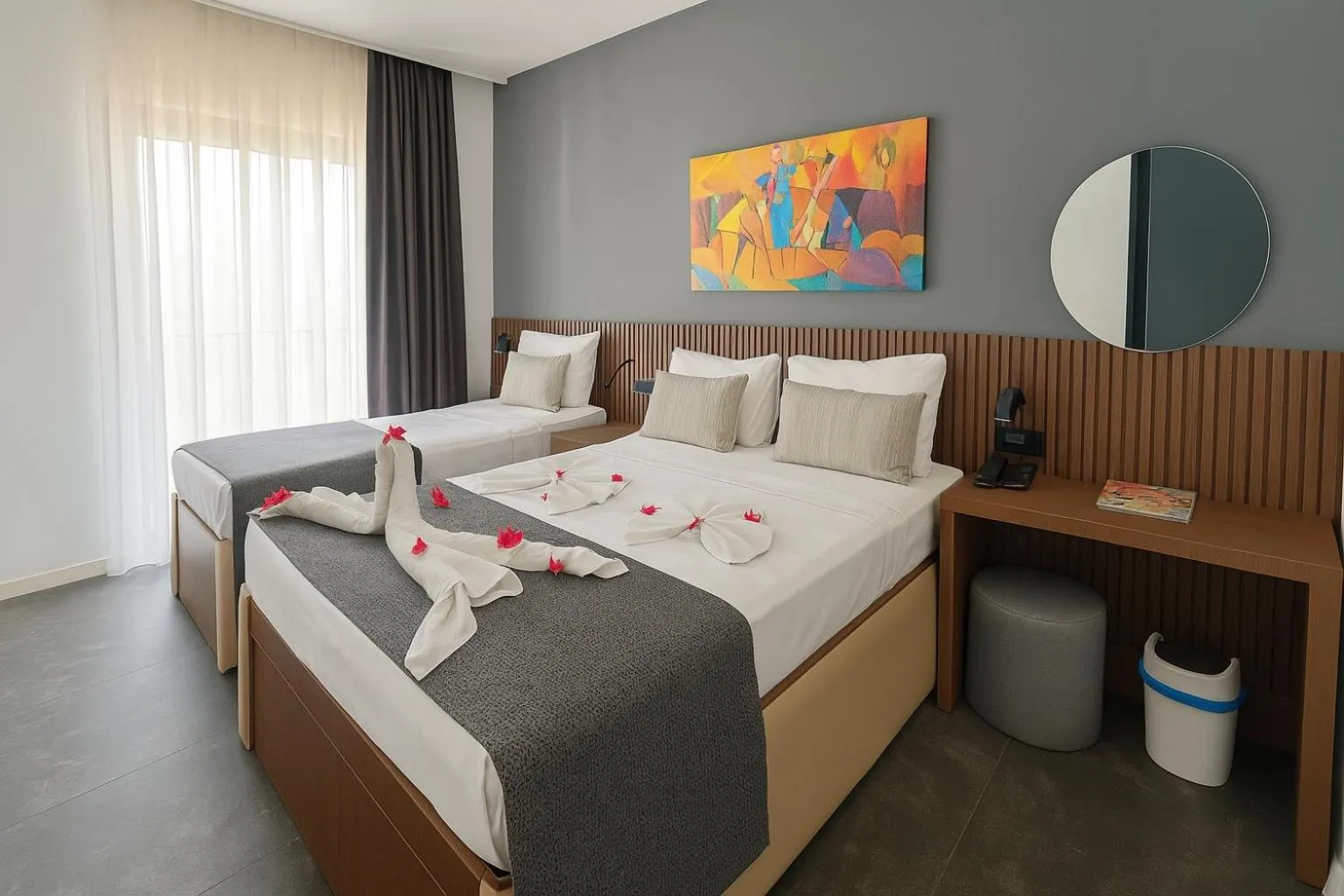 Bed in Wolf Of The City Hotel & Spa