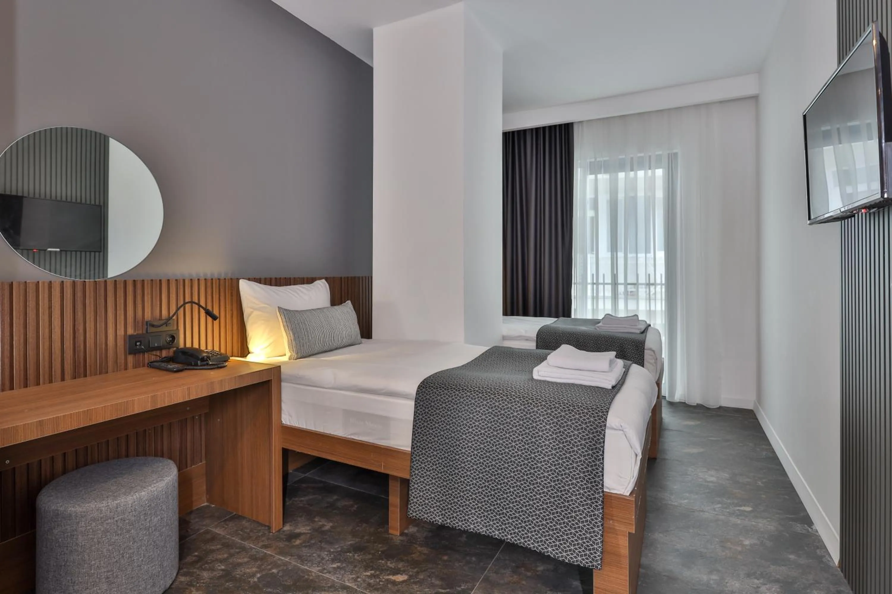 Twin Room in Wolf Of The City Hotel & Spa