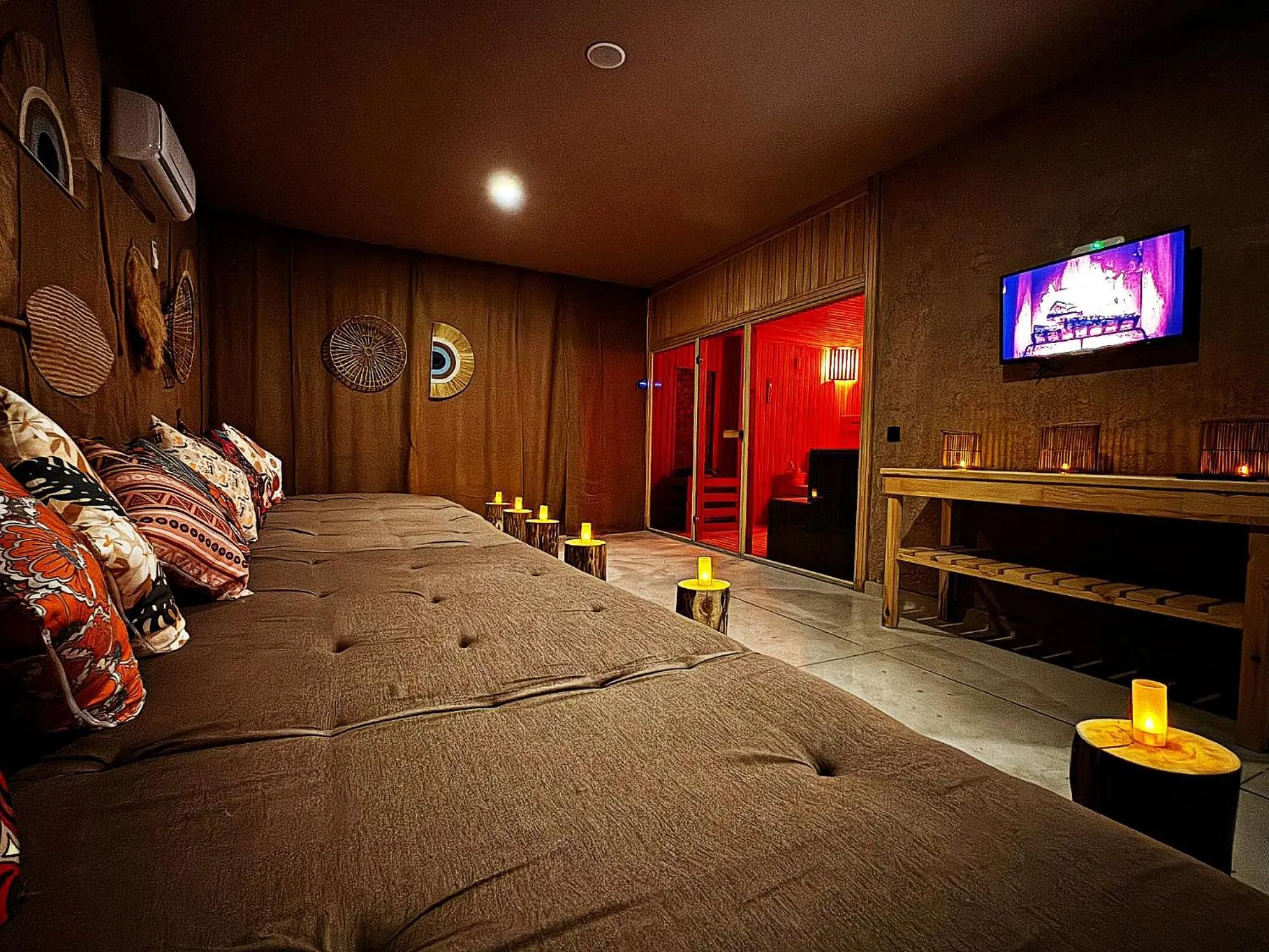 Spa and wellness centre/facilities, Bed in Wolf Of The City Hotel & Spa