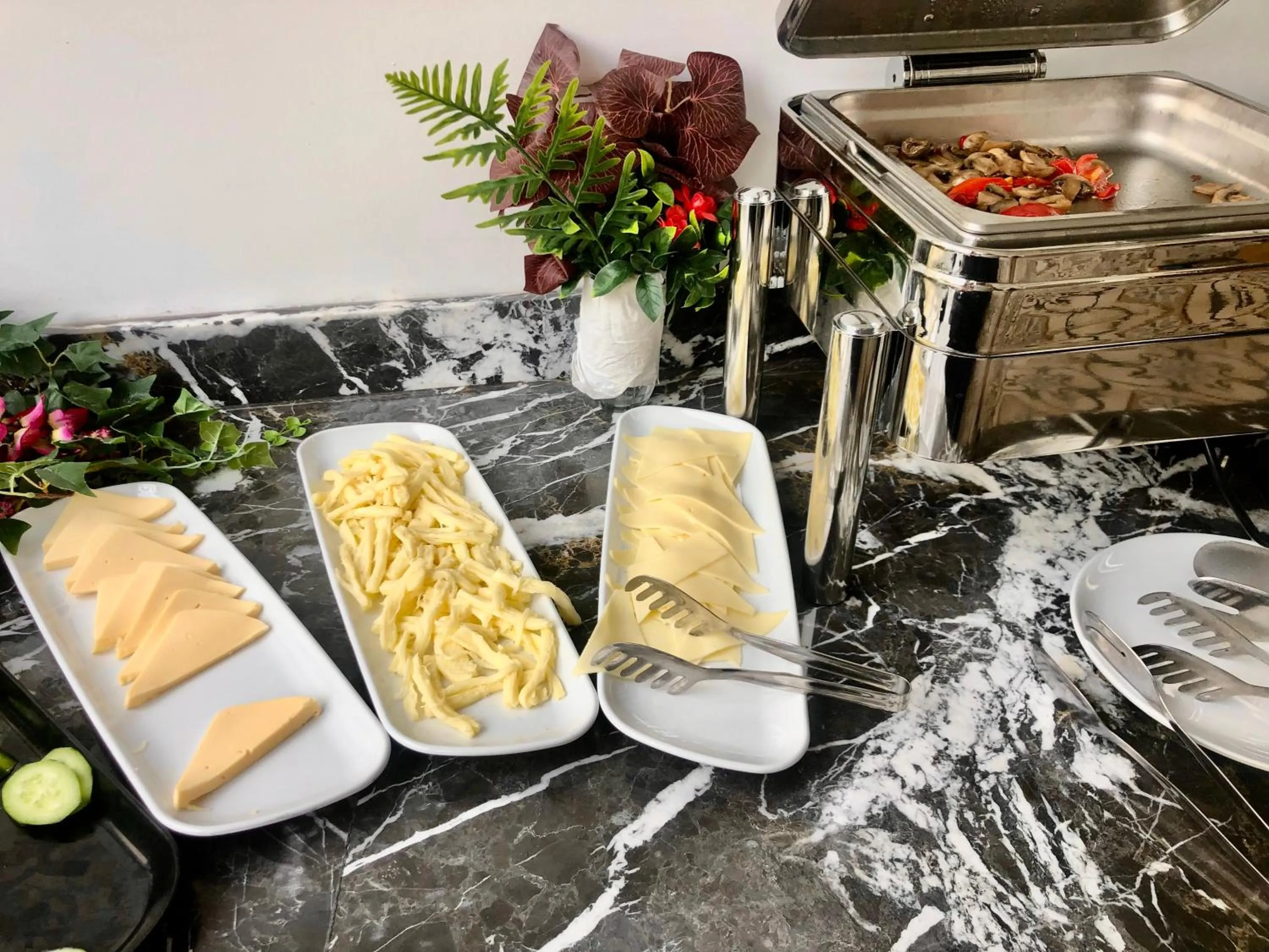 Kitchen or kitchenette in Wolf Of The City Hotel & Spa