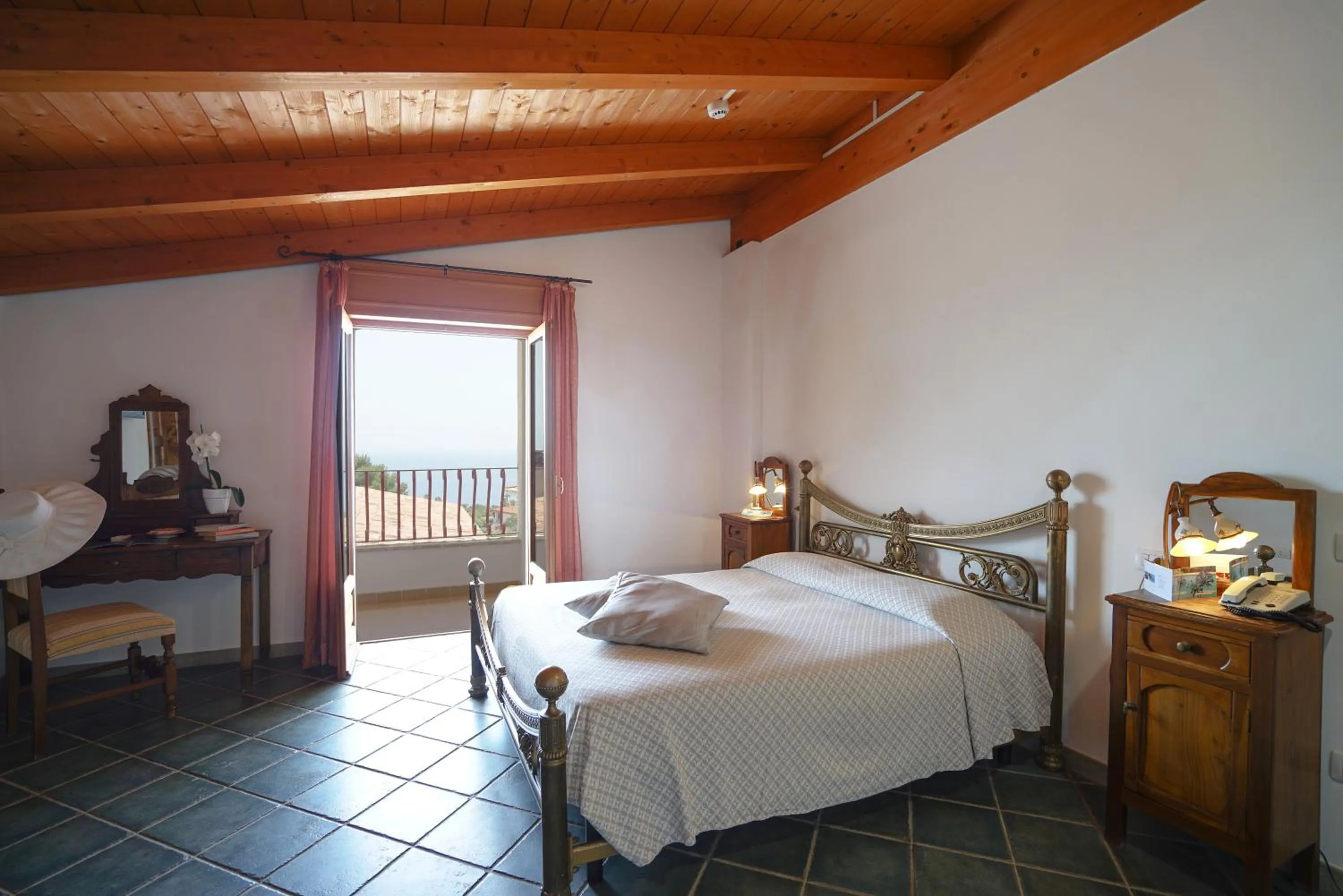 Bed in Hotel Residence Costa Azzurra