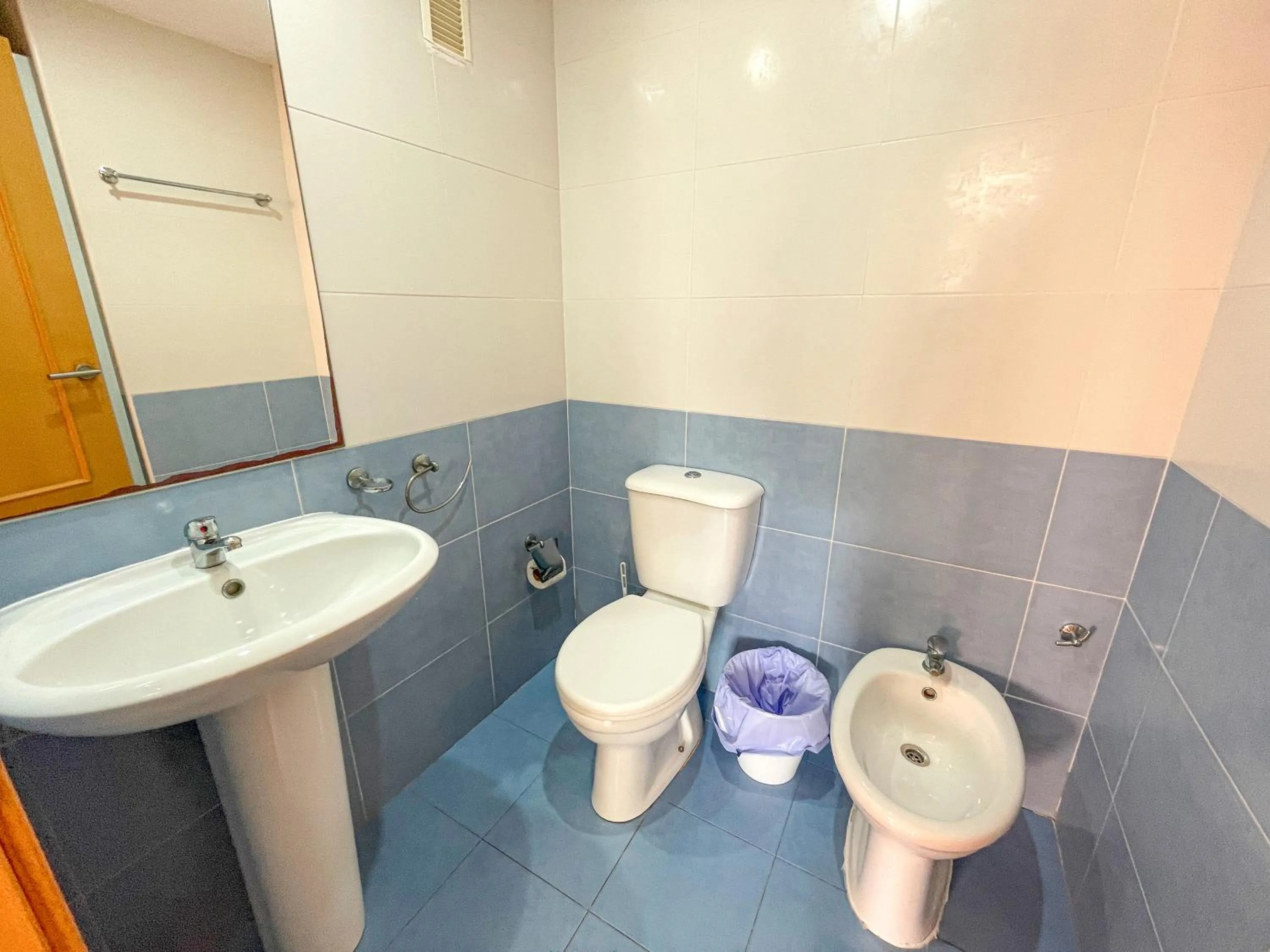 Bathroom in Oropesa Ciudad de Vacaciones 3000