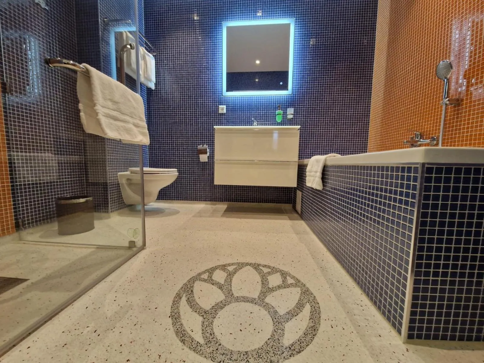 Bathroom in Chasse Residency Hotel