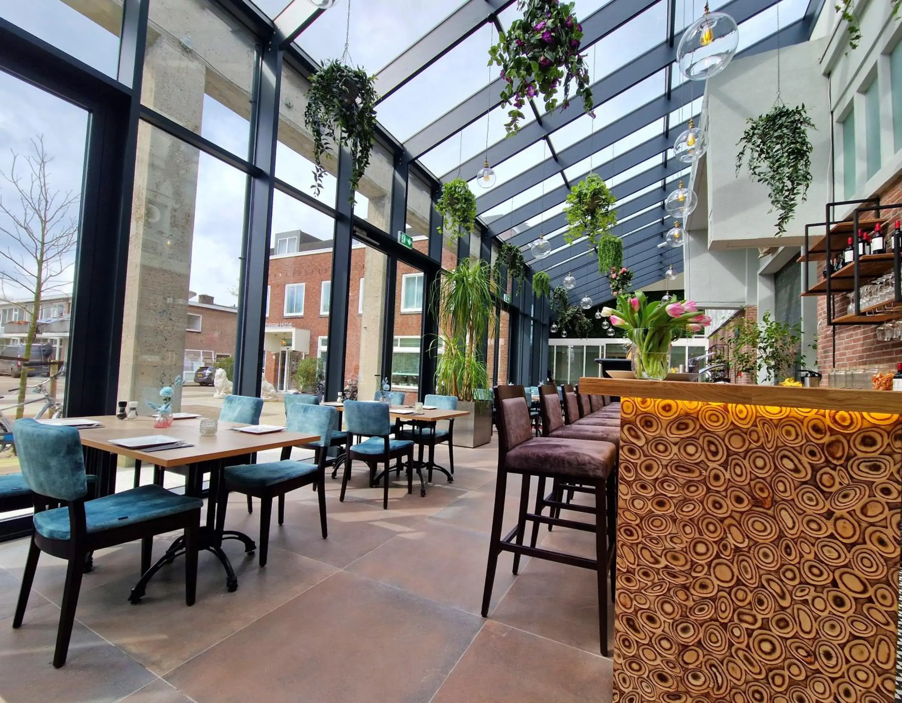 Property building in Chassé Hotel Residency Property building in Chassé Hotel Residency