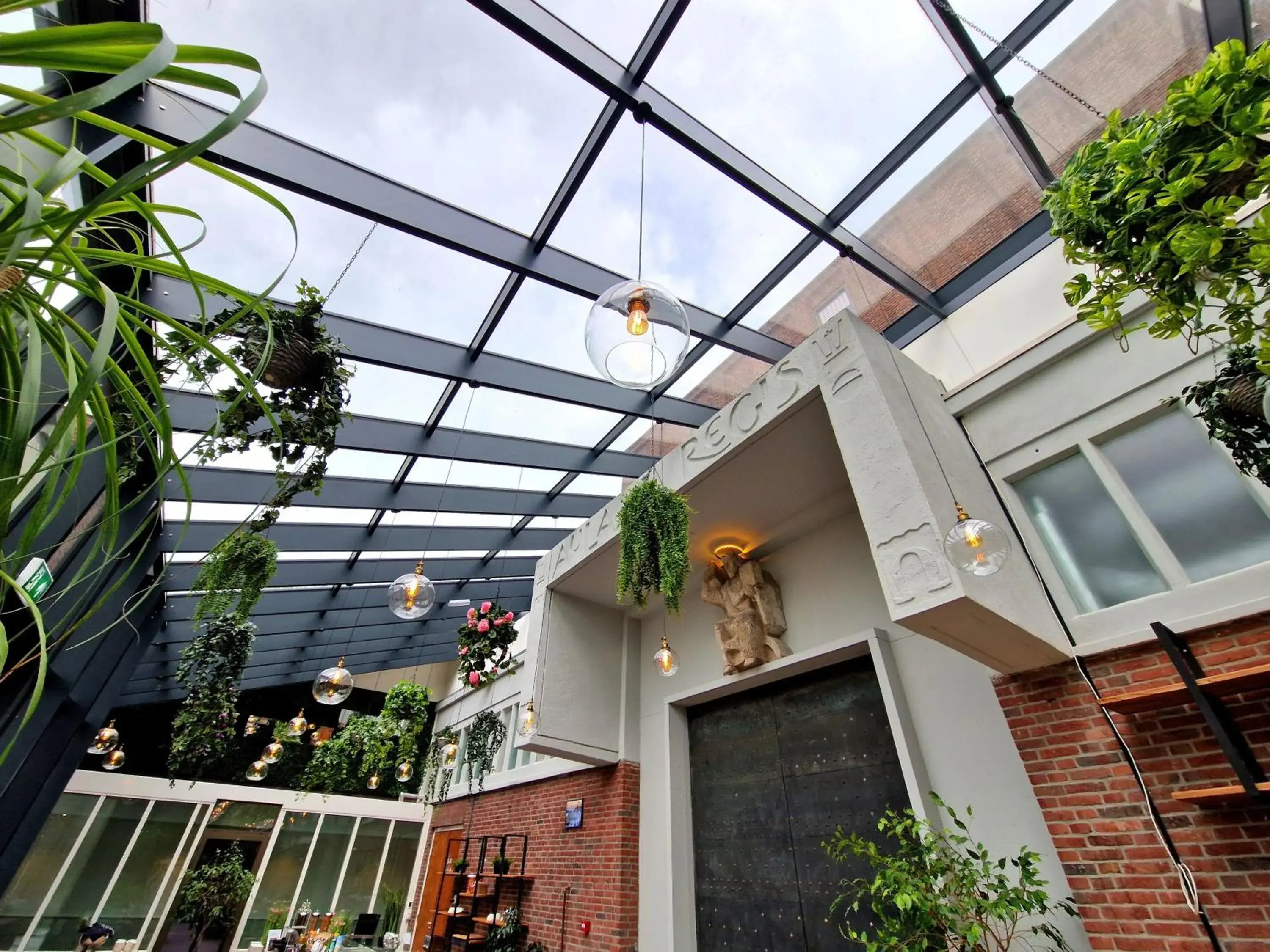 Property building in Chassé Hotel Residency Property building in Chassé Hotel Residency