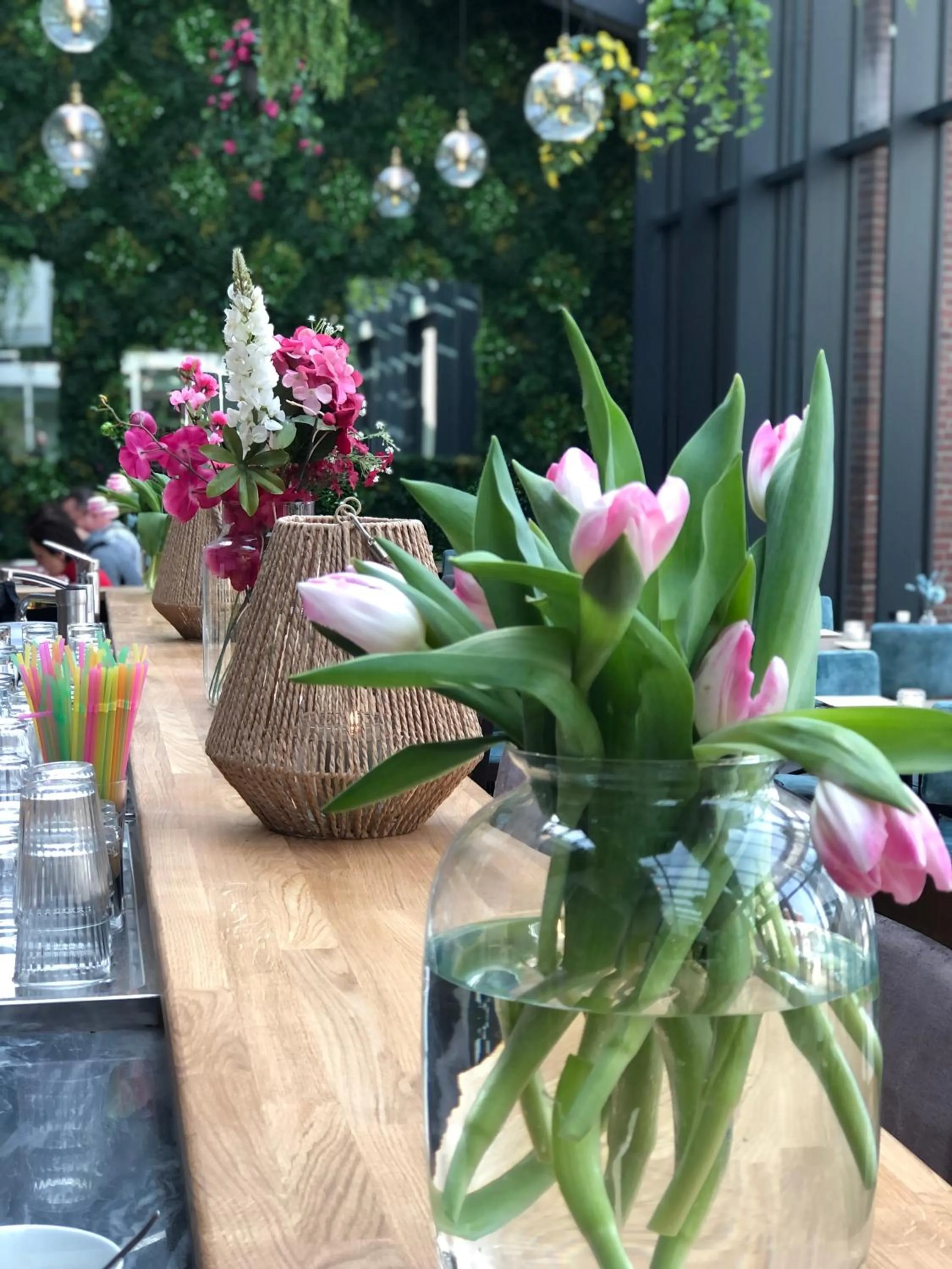 Food and drinks in Chasse Residency Hotel