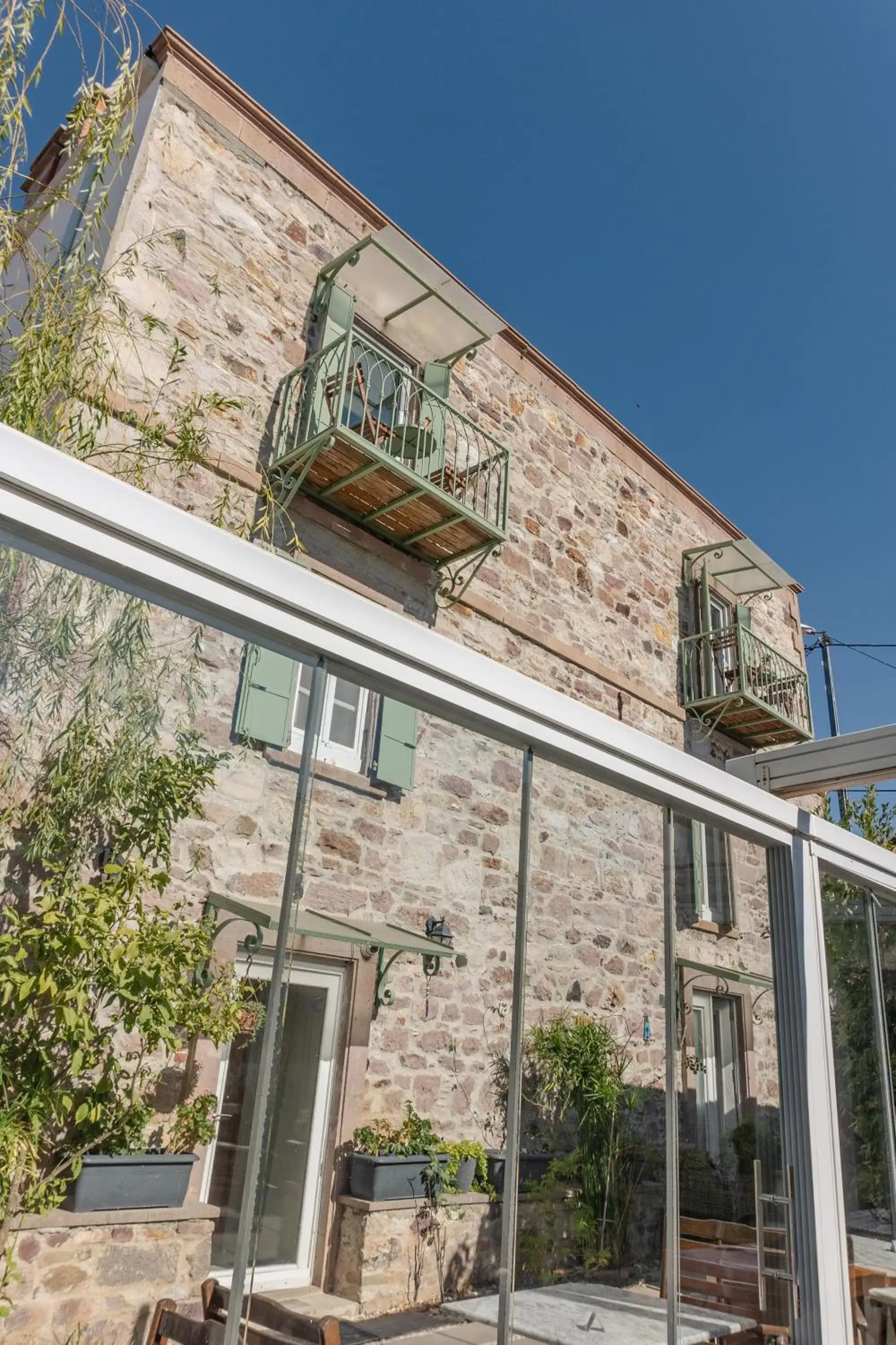 Property building in Cunda ILIOS Property building in Cunda ILIOS