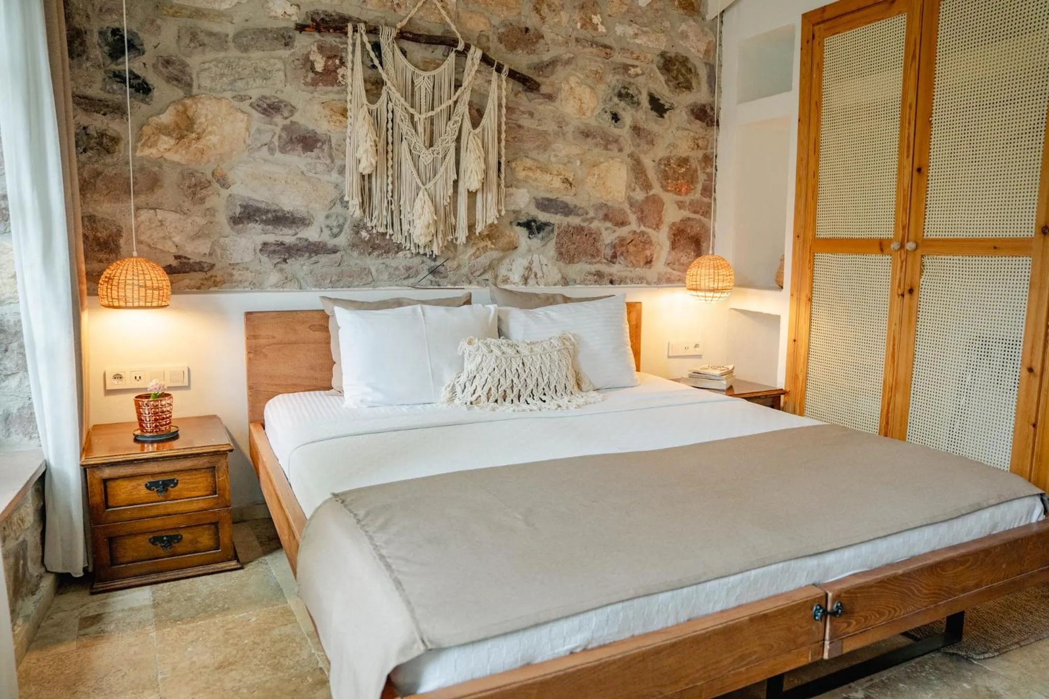 Bed in Cunda ILIOS