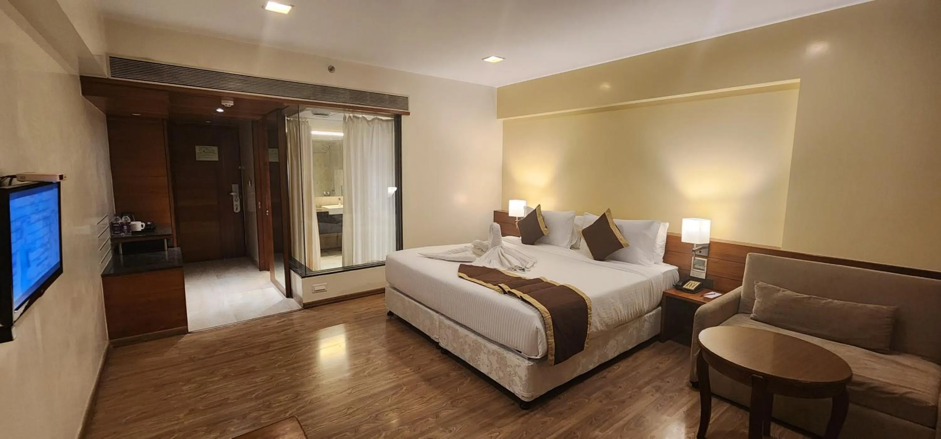 Bedroom, Bed in Temple Tree Hotel Shirdi, a member of Radisson Individuals