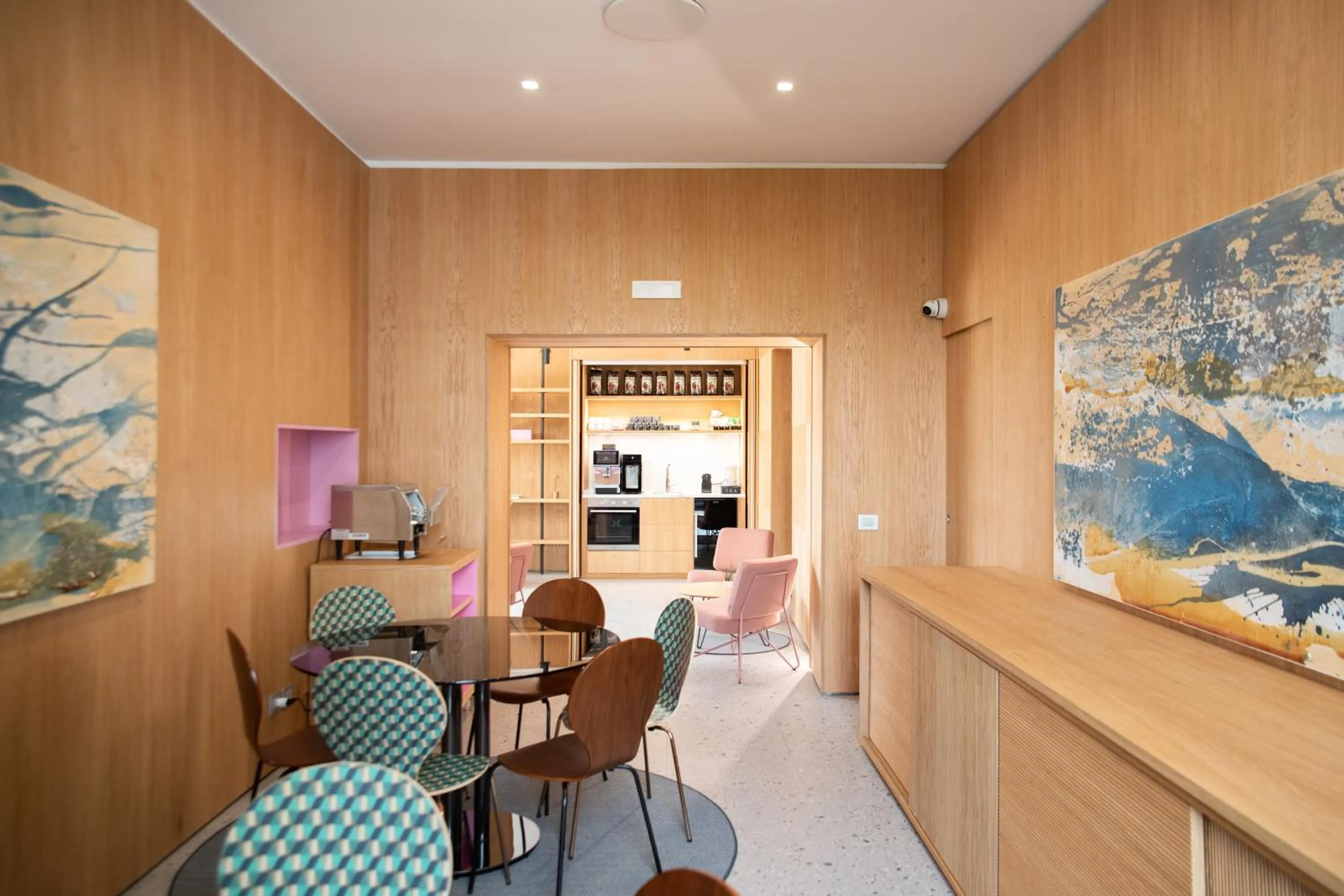 Breakfast in Lisetta Gardens Boutique & Suites