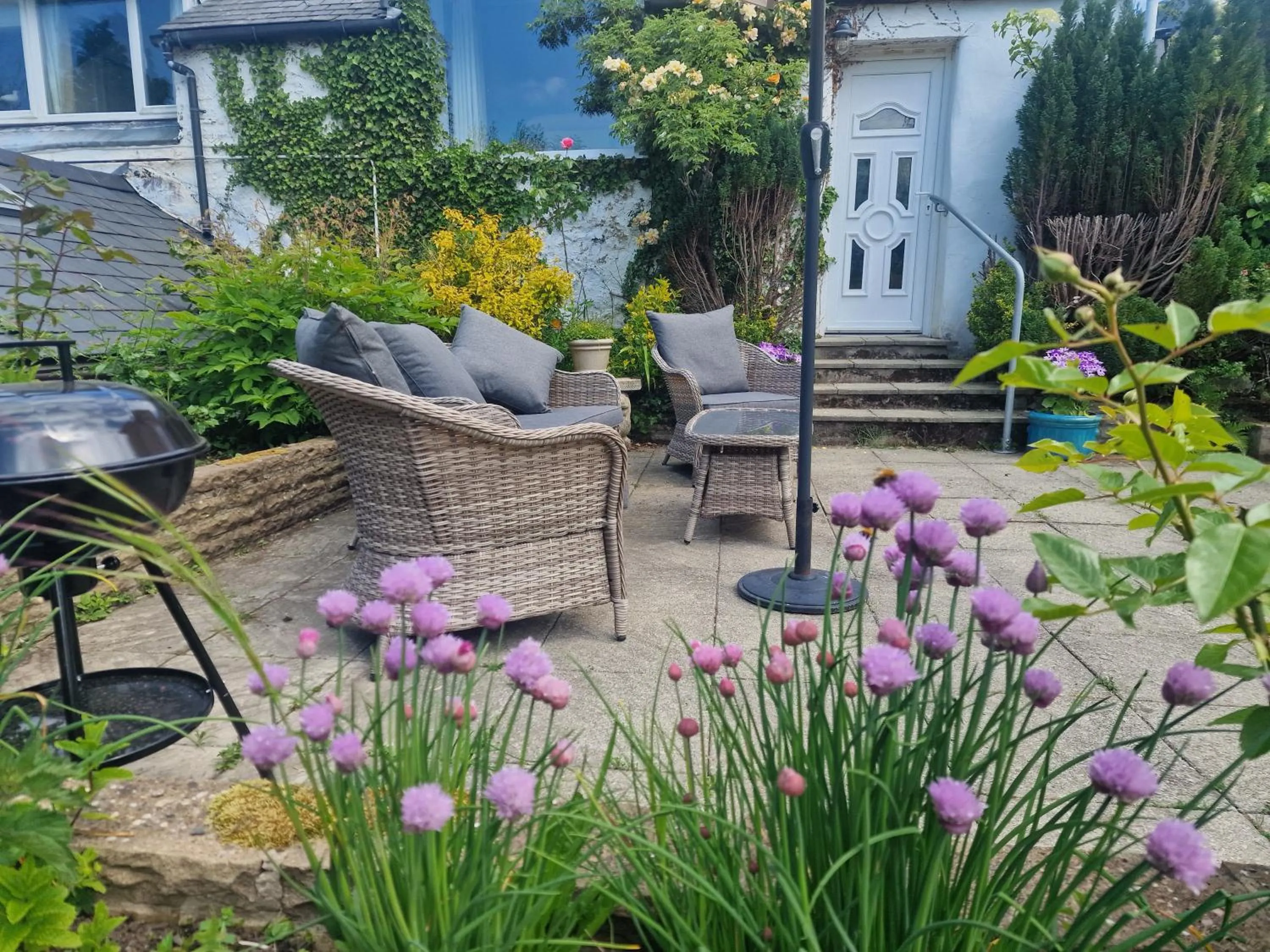 Spring in Glyn Isa Country House luxury self catering accommodation