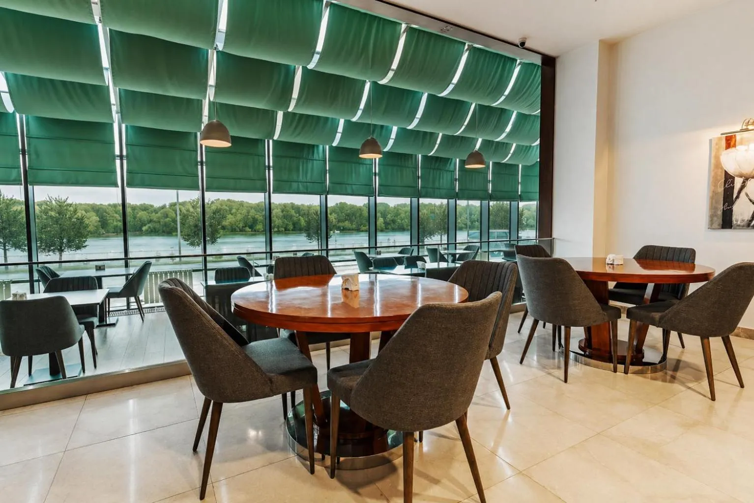 Restaurant/places to eat in Hayat Hospitality Oskemen