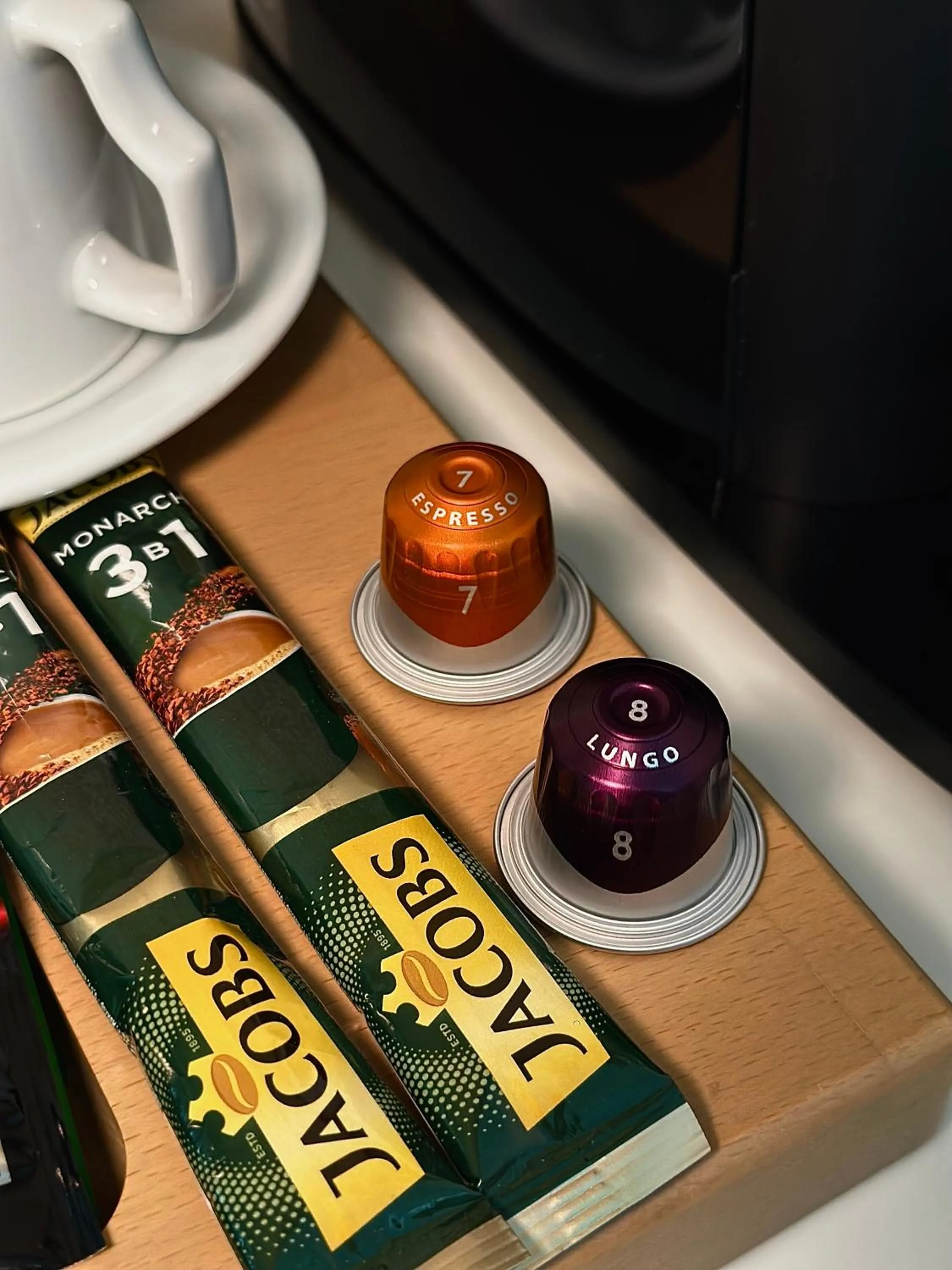 Coffee/tea facilities in Hayat Hospitality Oskemen