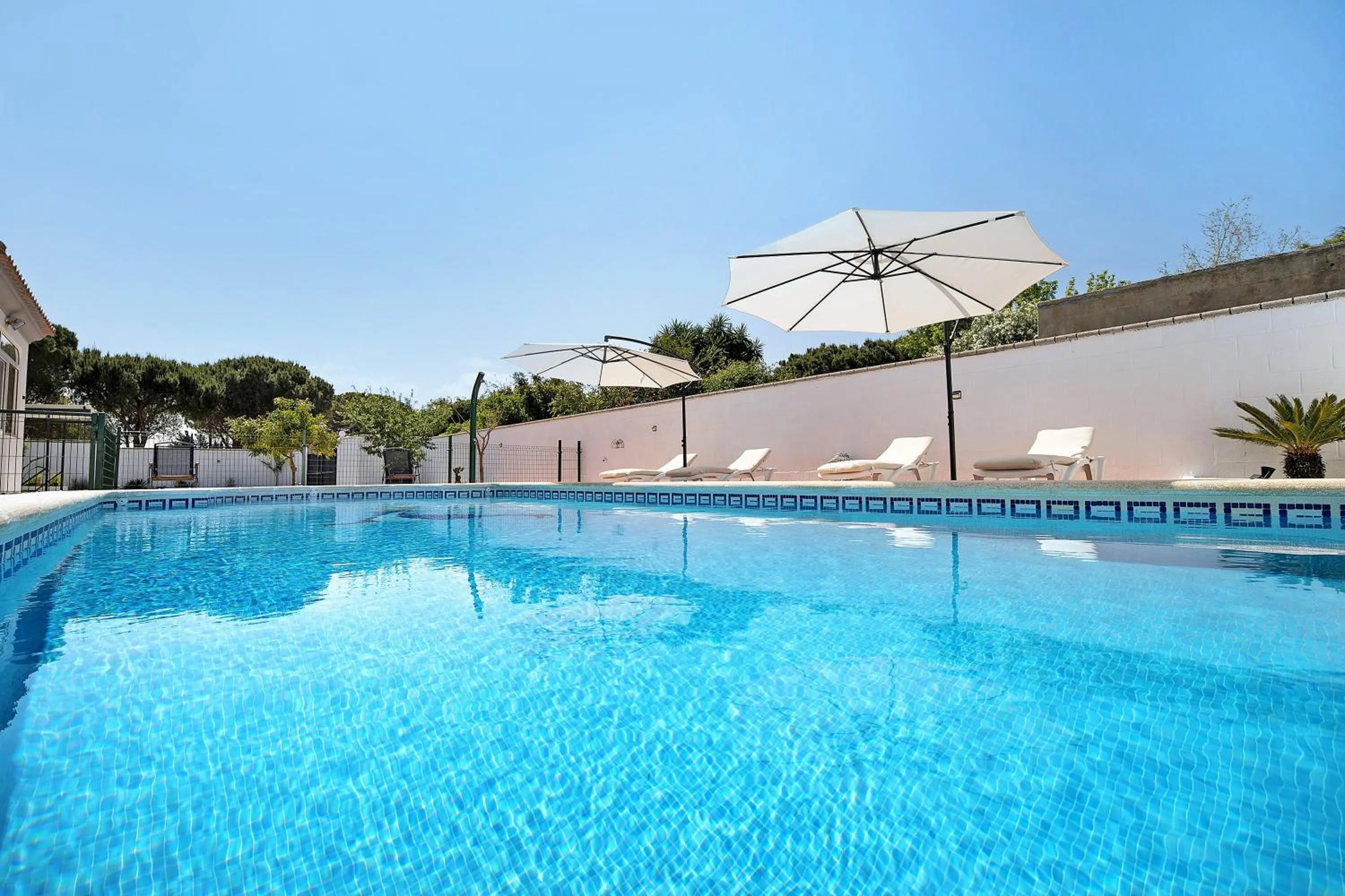 Villa Manuel