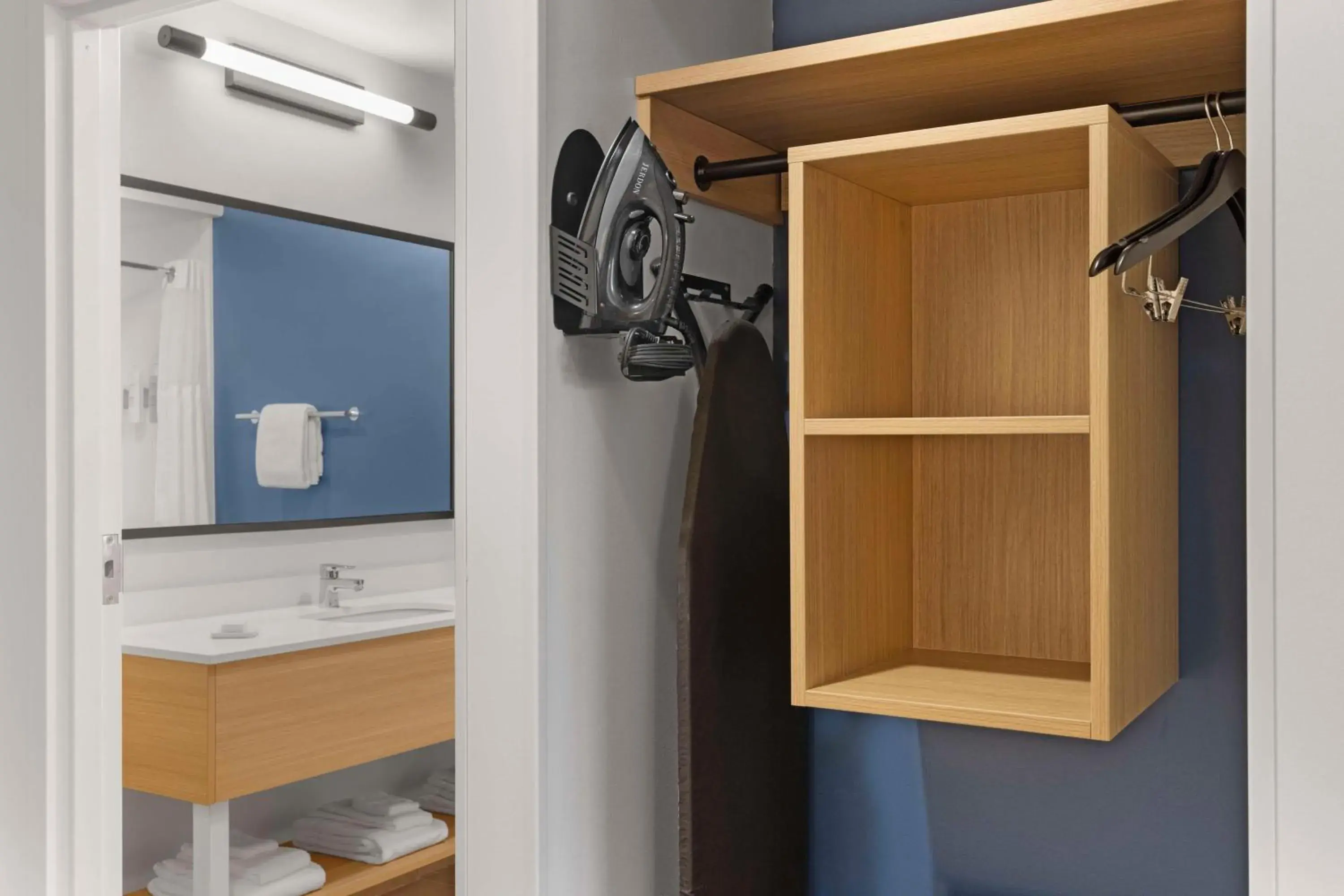 Photo of the whole room in Spark By Hilton Newcomerstown Photo of the whole room in Spark By Hilton Newcomerstown