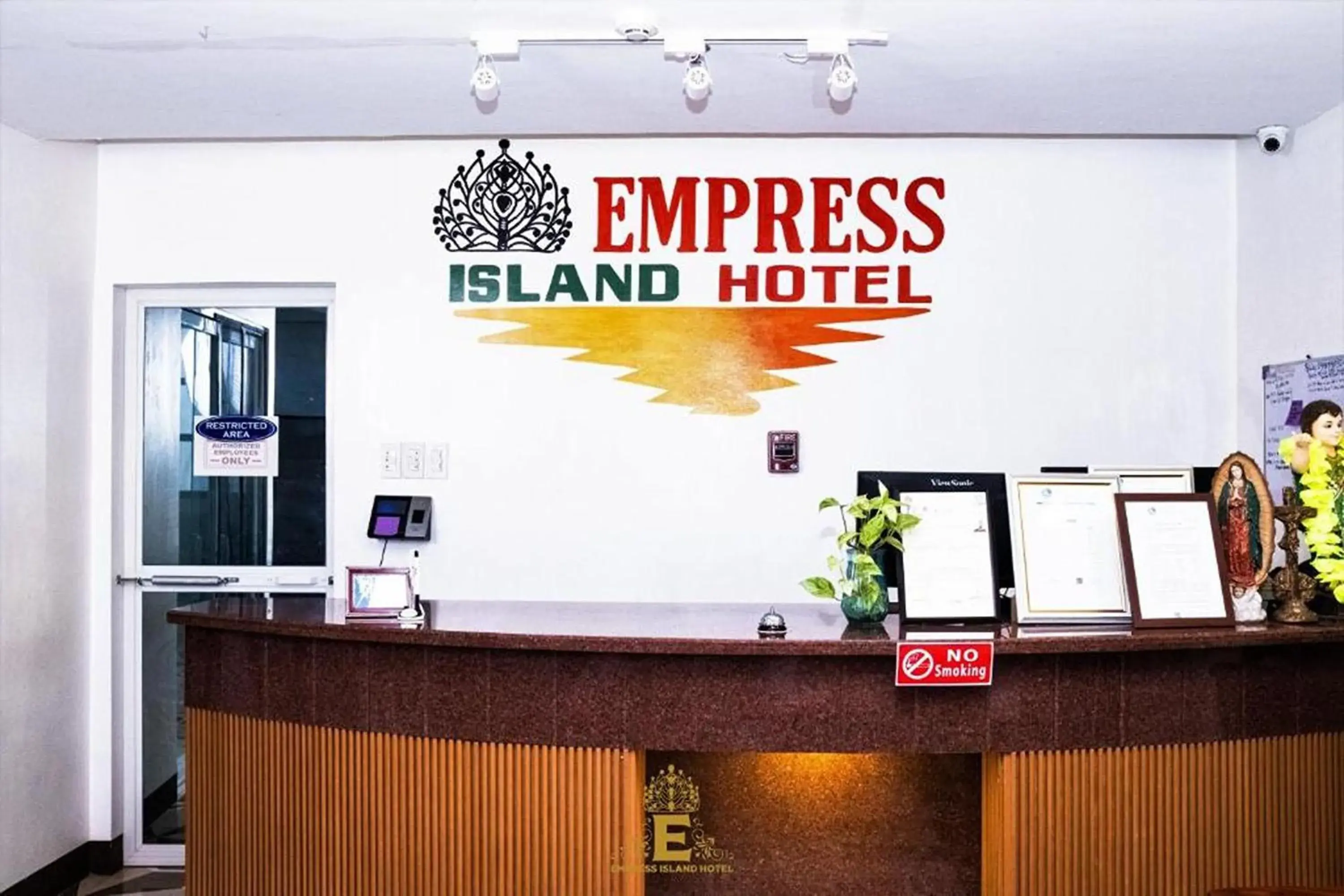 Lobby or reception in Empress Island Hotel Lobby or reception in Empress Island Hotel