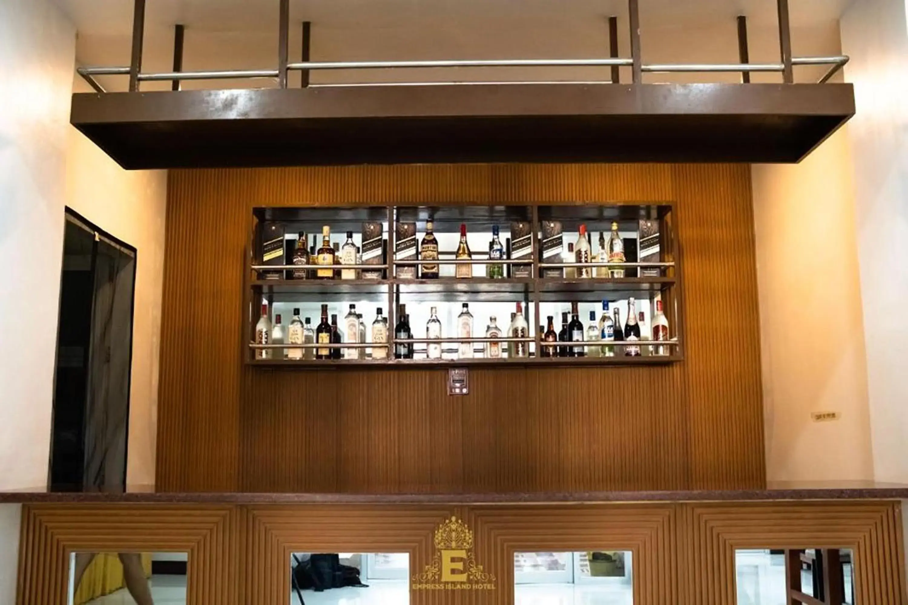 Lounge or bar in Empress Island Hotel Lounge or bar in Empress Island Hotel