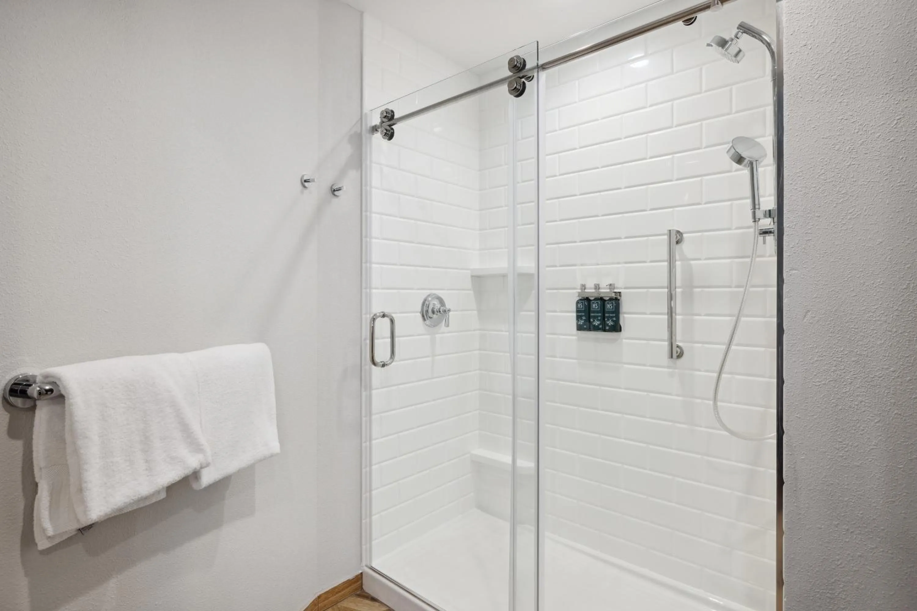 Shower in Dollywood's HeartSong Lodge & Resort