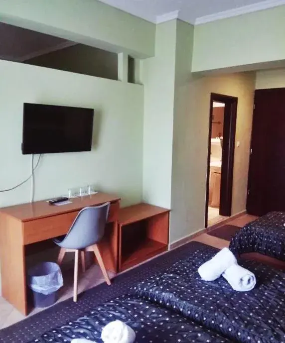 Triple Room in Assembly Hotel Triple Room in Assembly Hotel