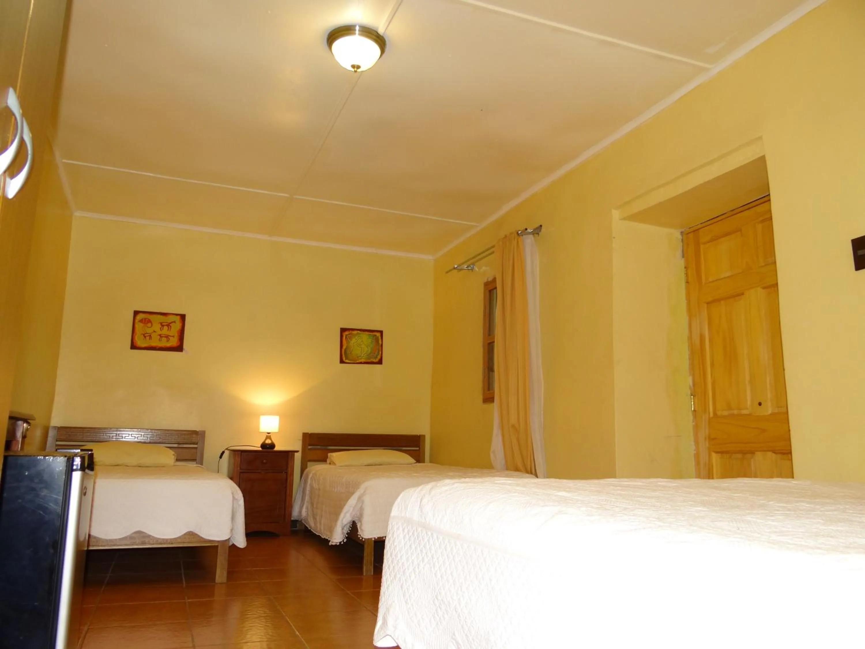 Bed in Inti & Killa Hostal