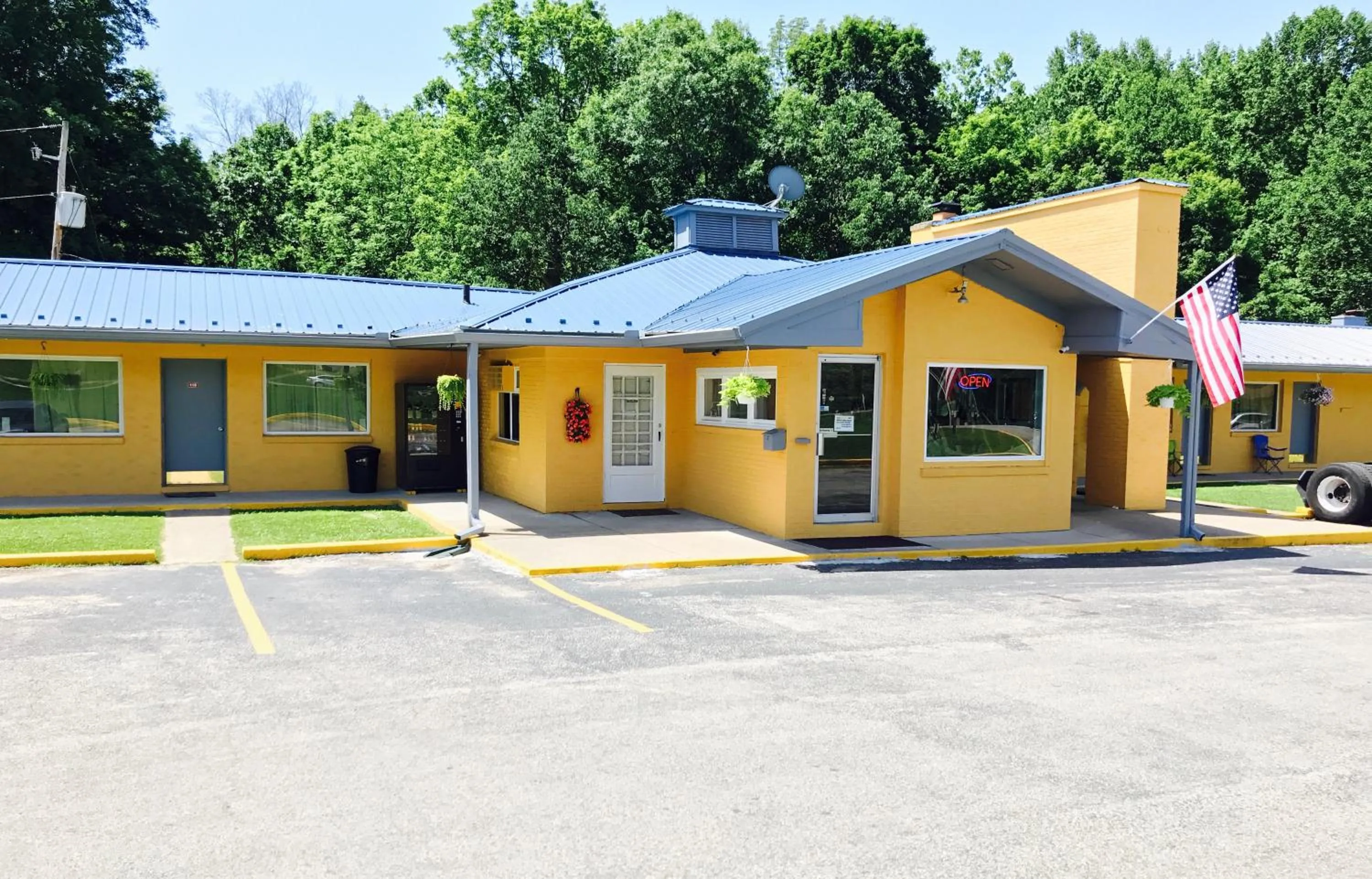 Property building in Greystone Motel