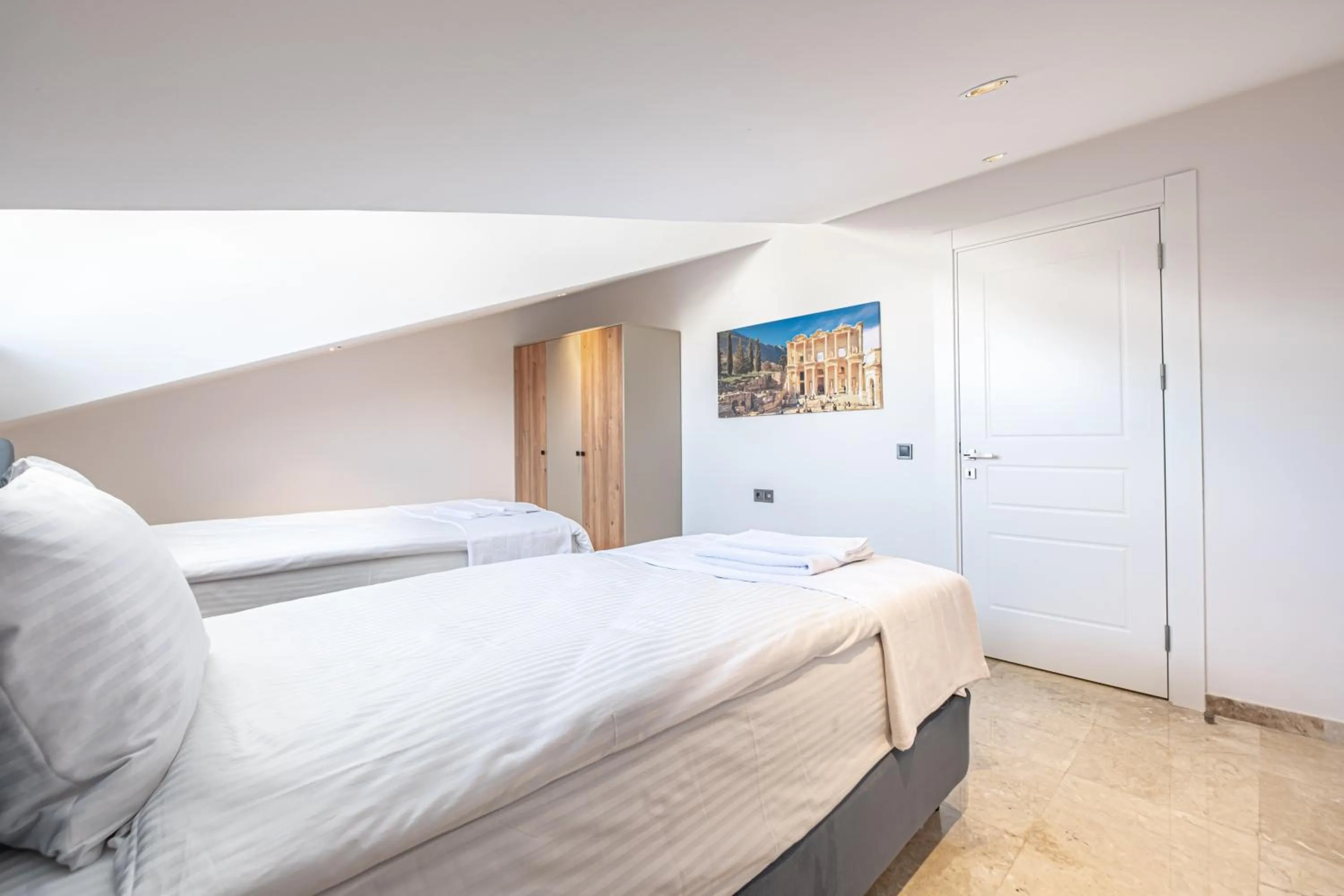 Bed in Belek Deluxe Suit