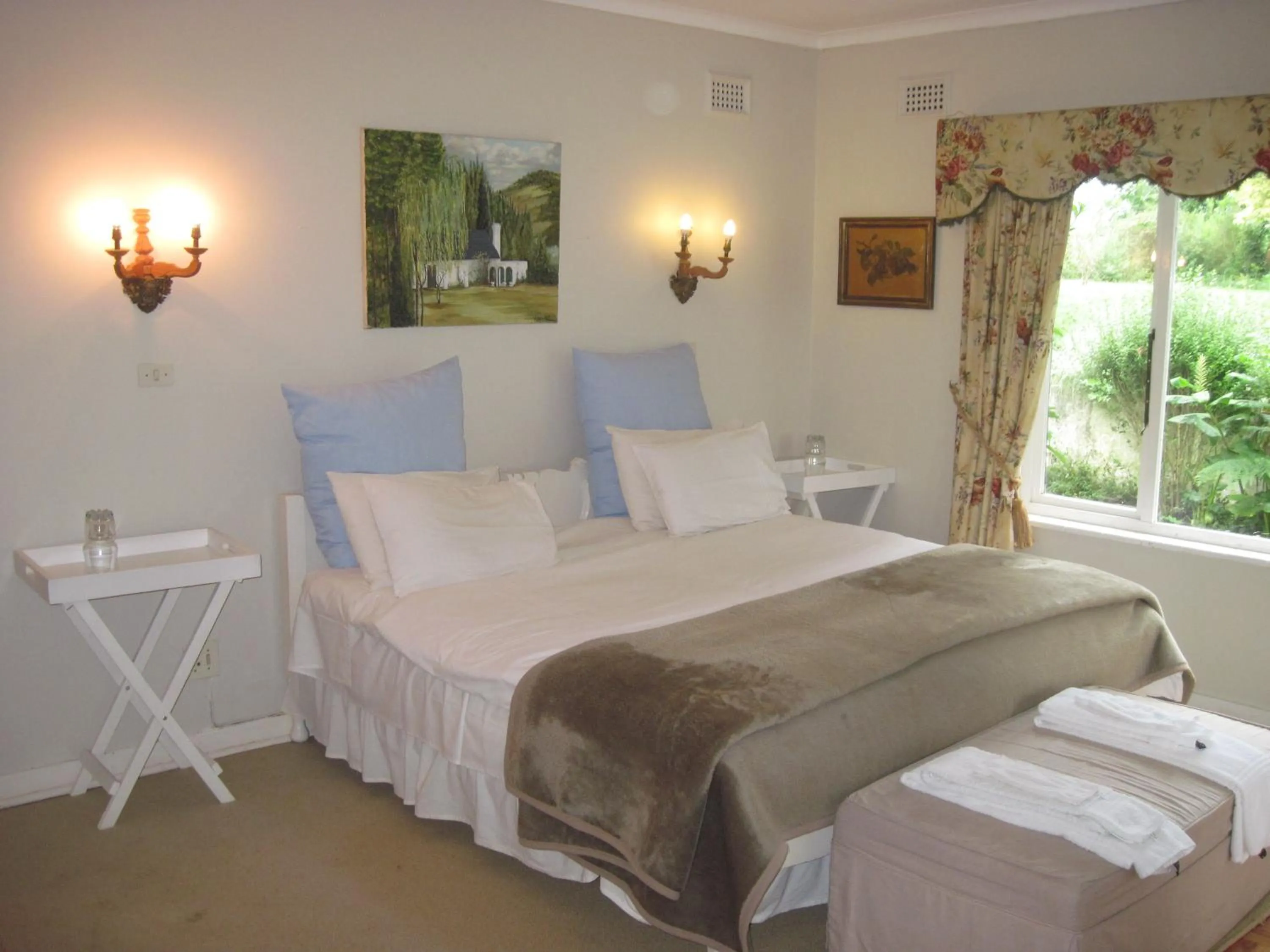 Bed in Beacon Vlei Guest farm