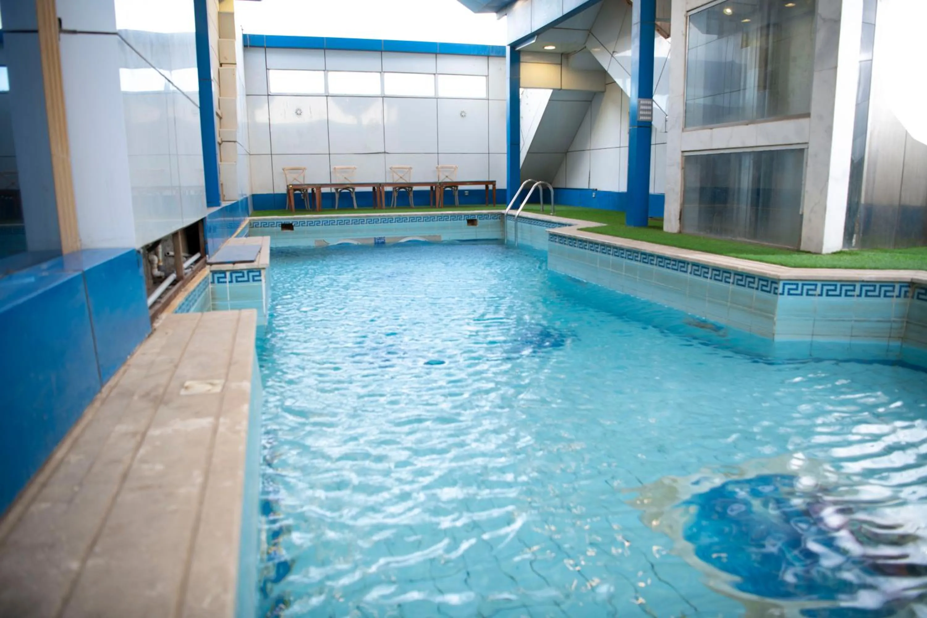 Swimming pool in Al Nabarees Al Masi Hotel