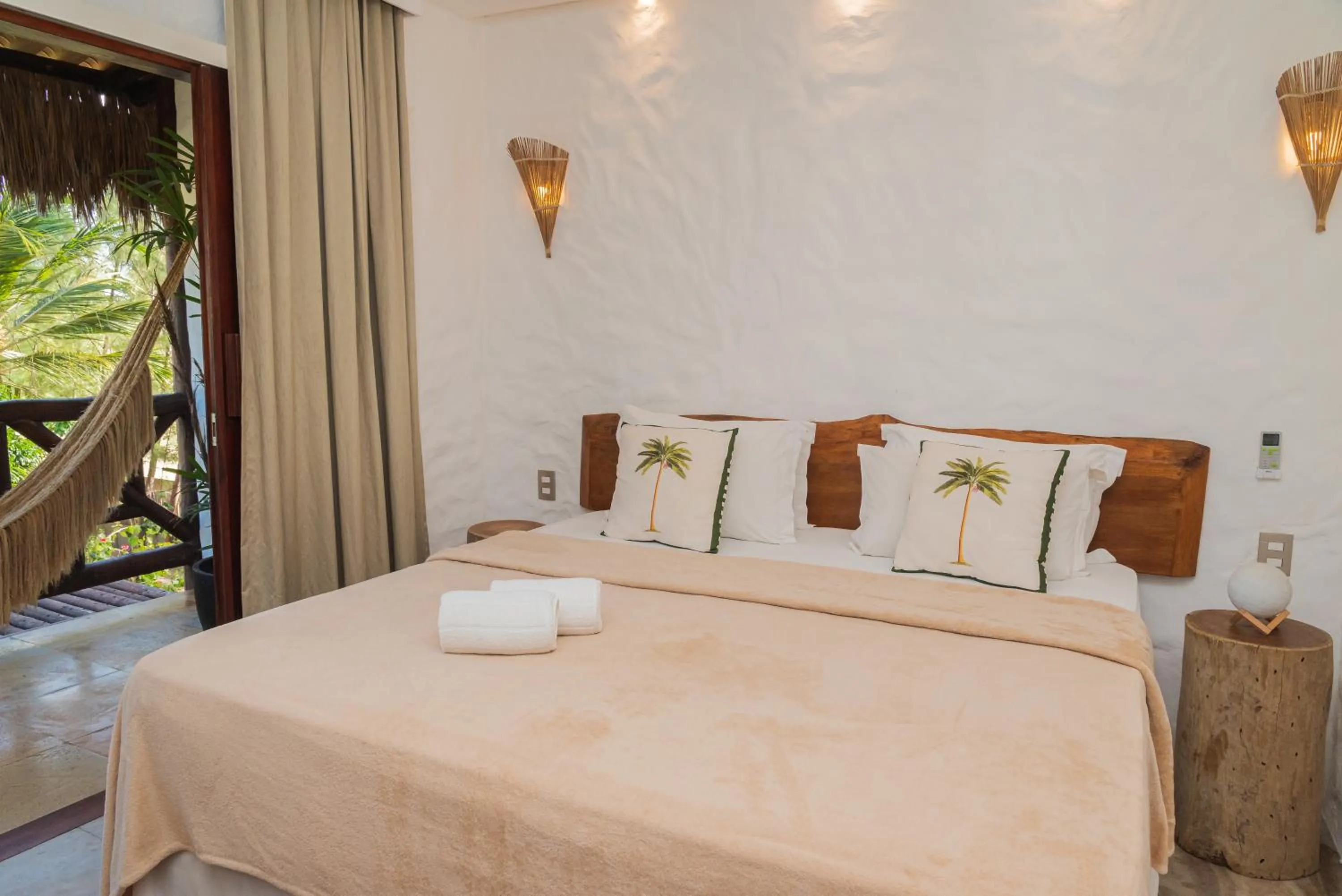 Photo of the whole room, Bed in Moriá Eco Lodge