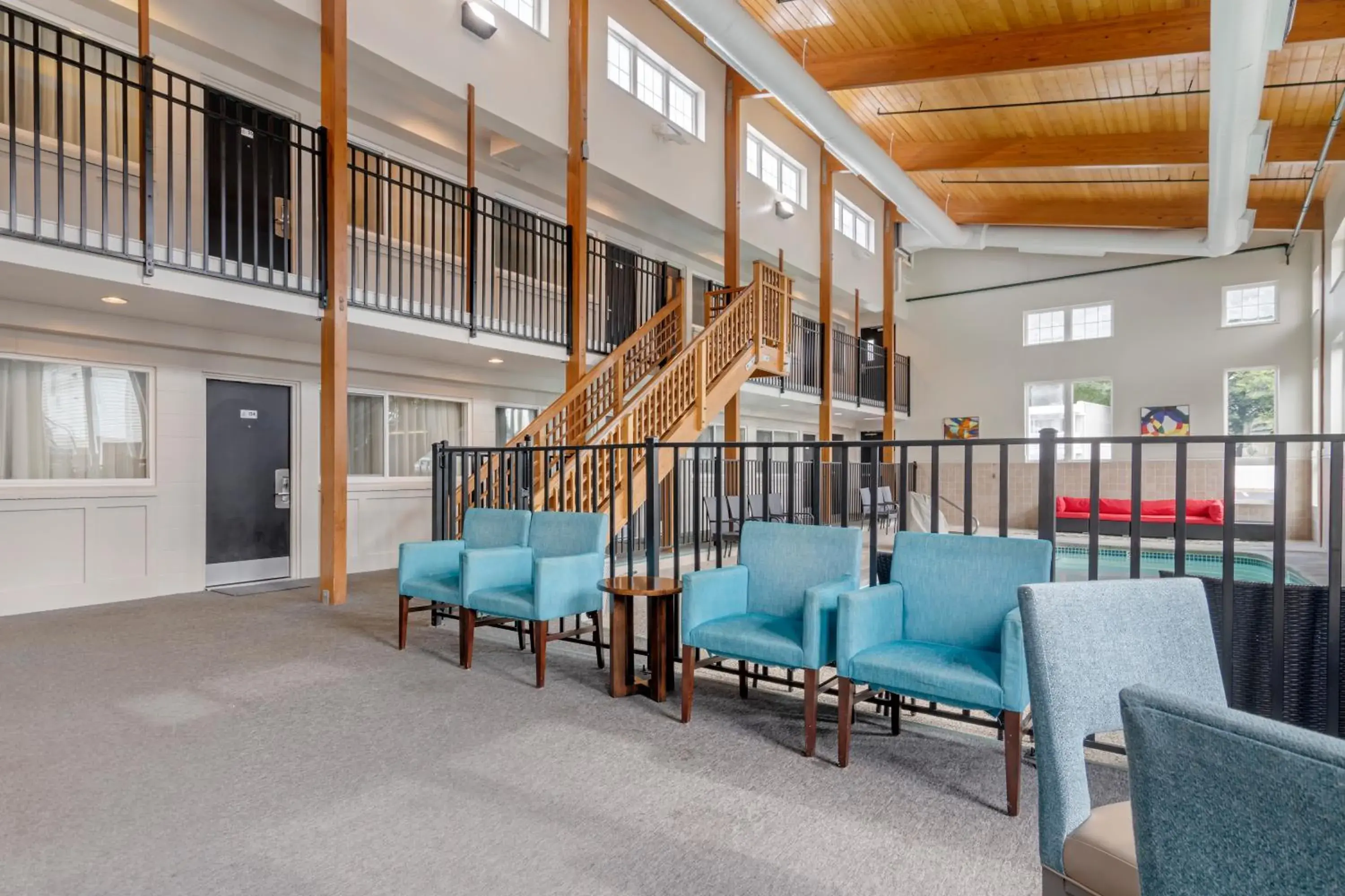 Swimming pool in Downtown Dover Inn Swimming pool in Downtown Dover Inn