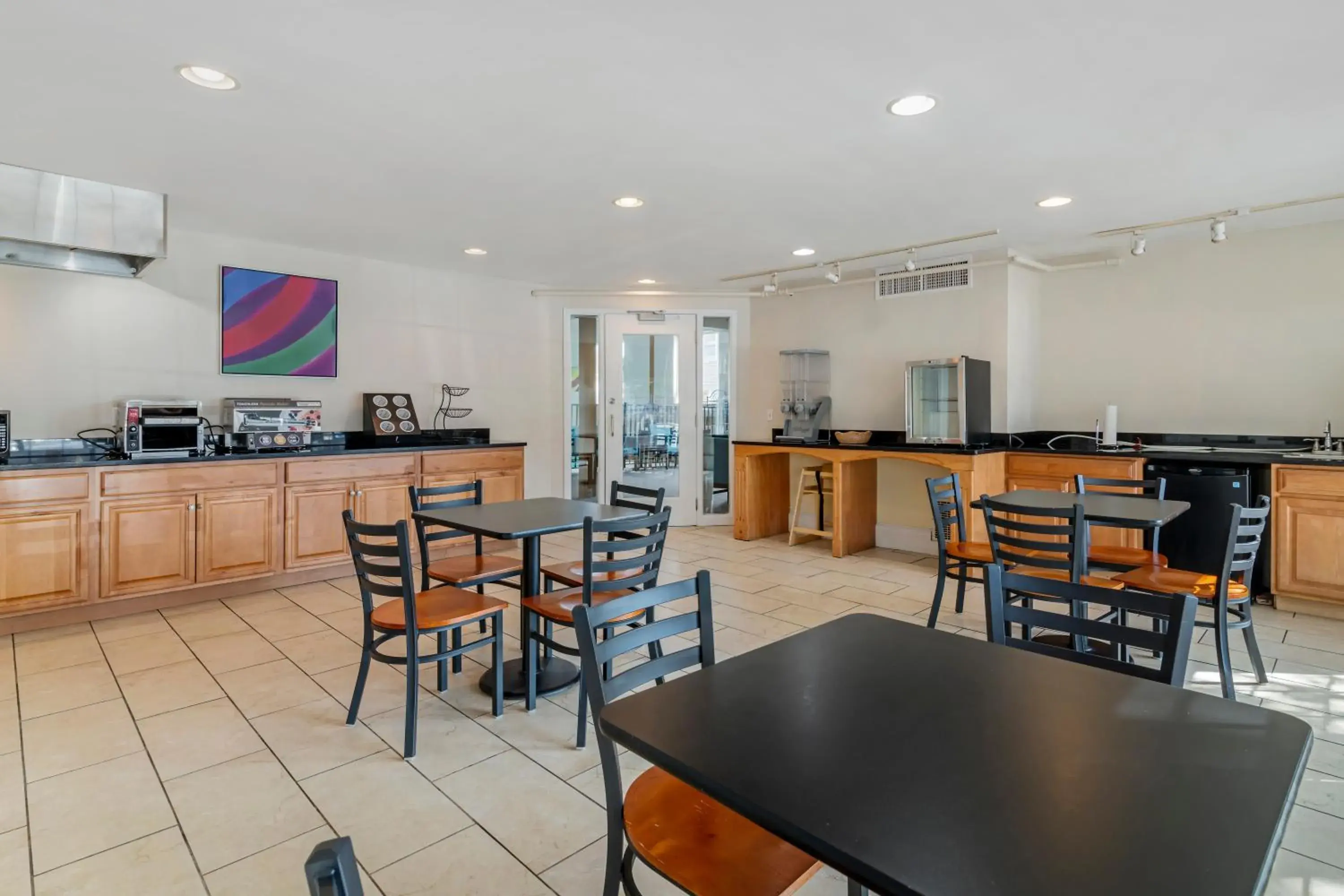 Breakfast in Downtown Dover Inn Breakfast in Downtown Dover Inn