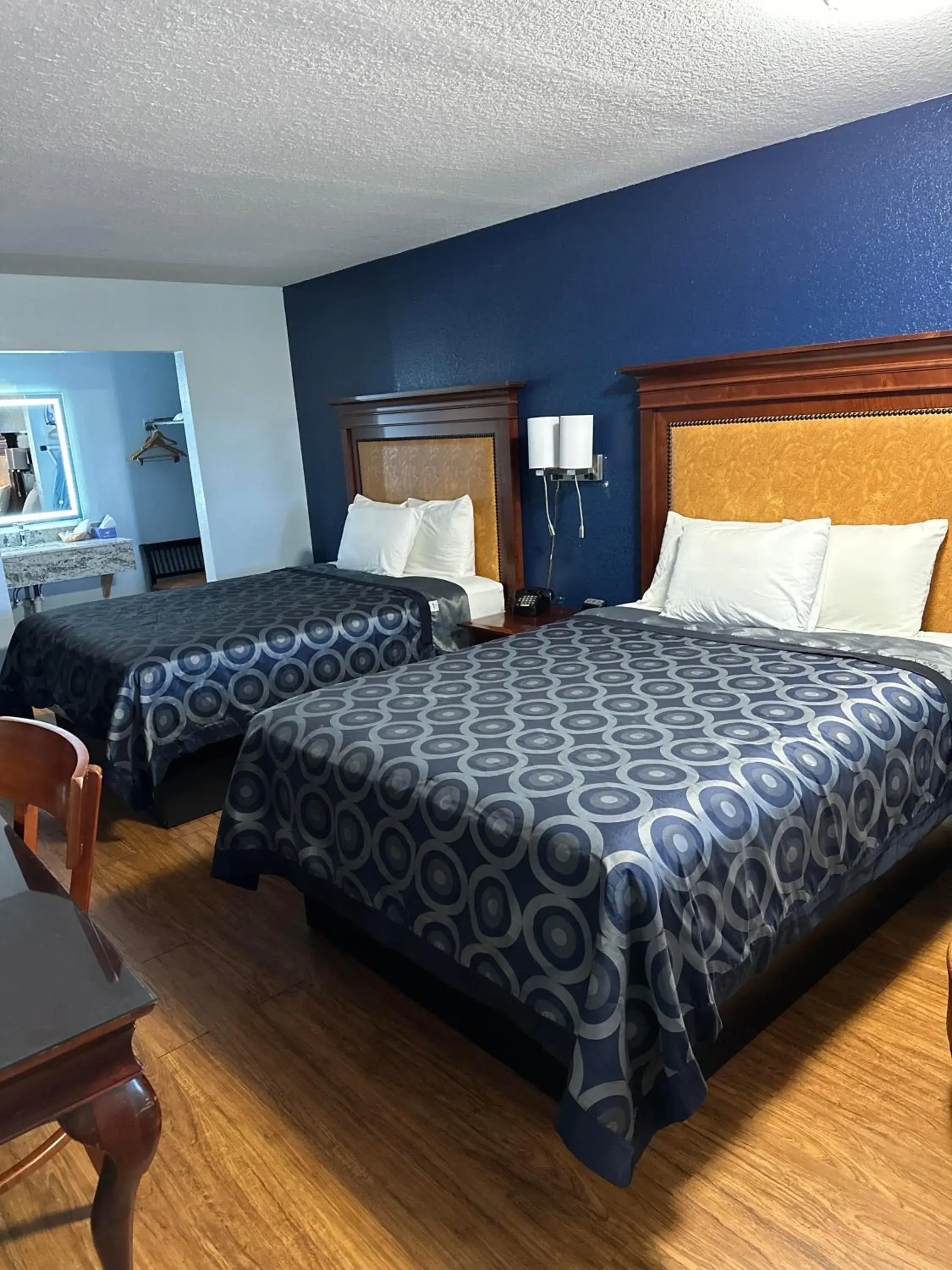 Deluxe Double Room in Tanglewood Motel Deluxe Double Room in Tanglewood Motel