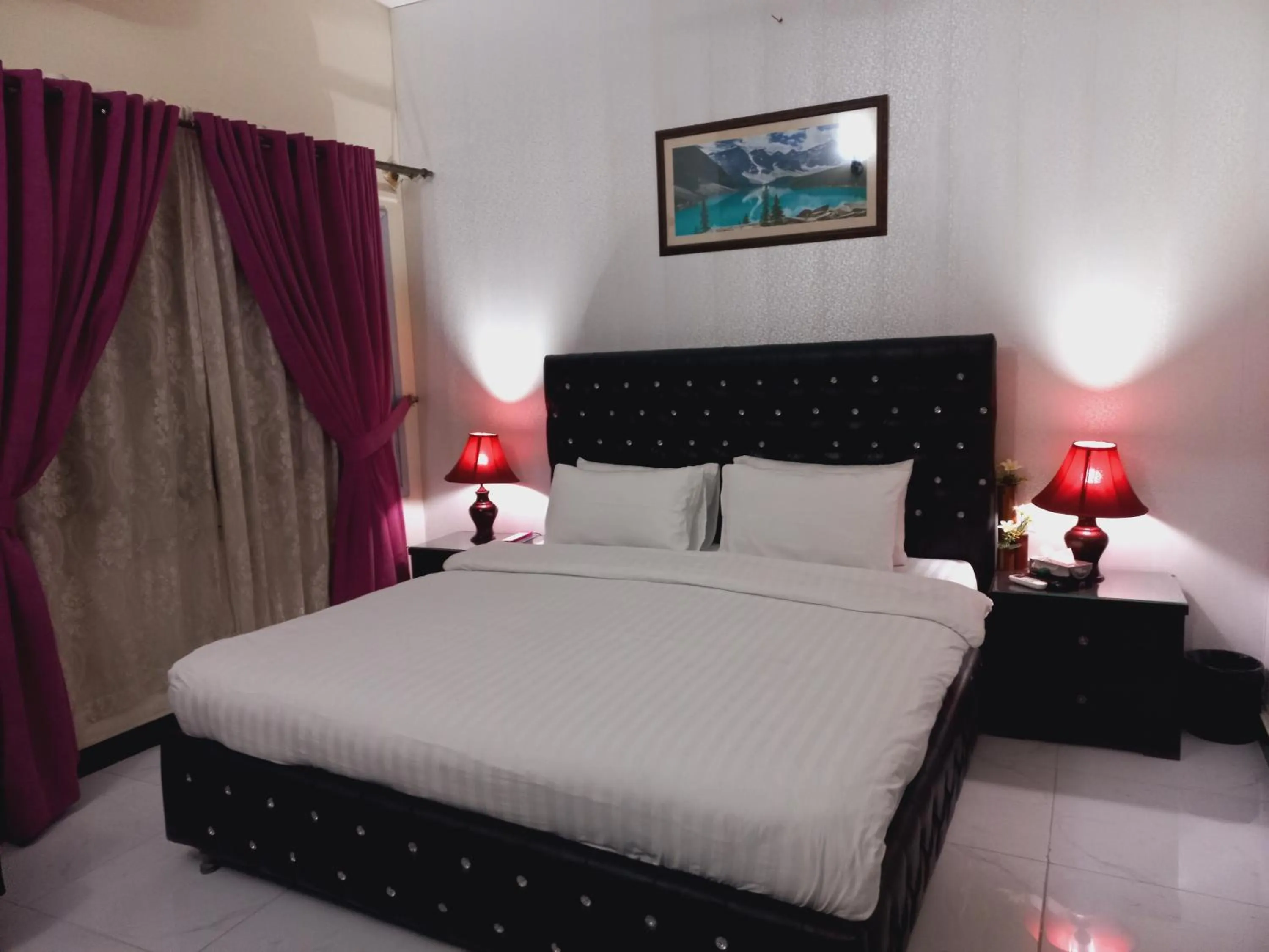 Bed in Travel Inn islamabad