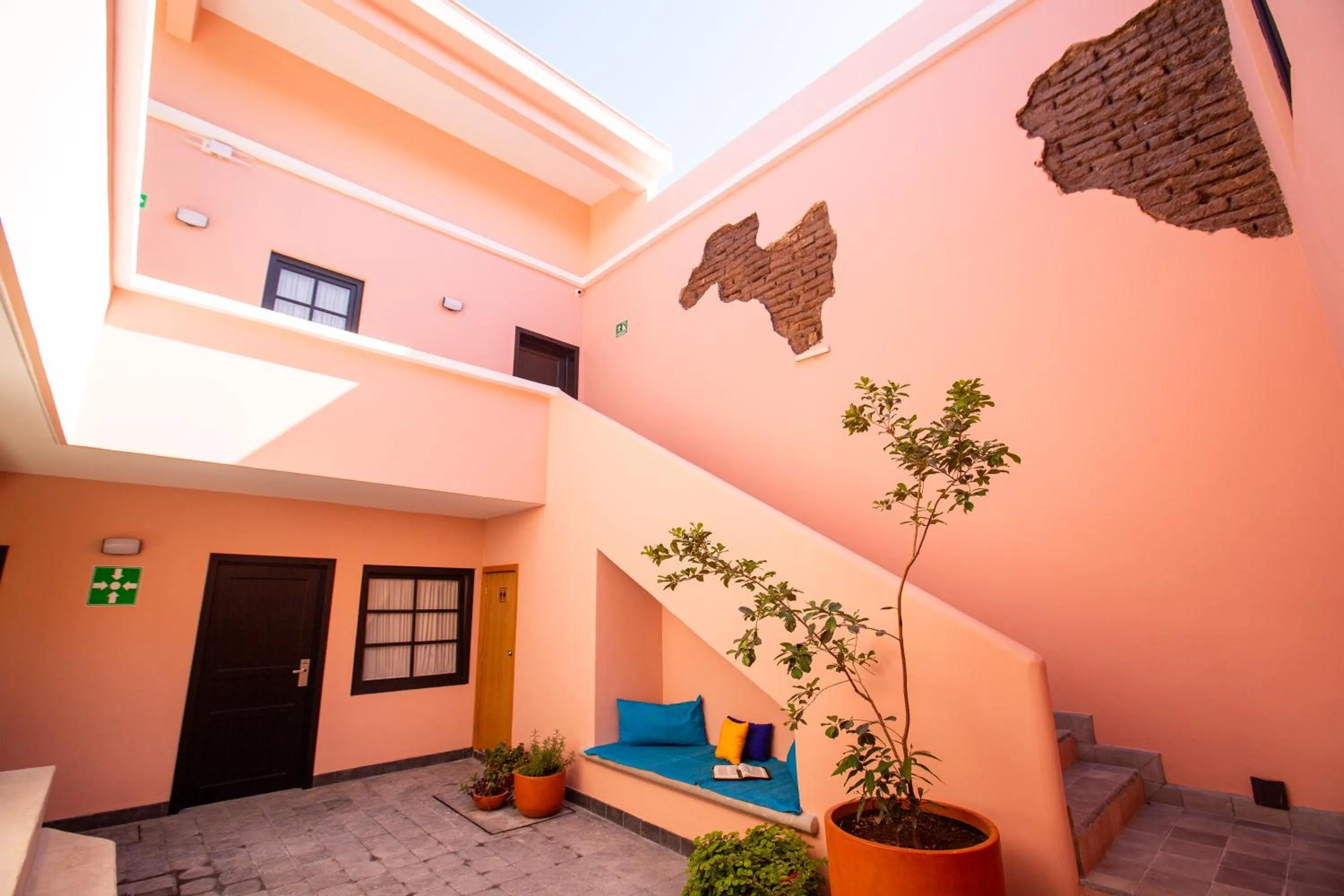 Seating area in Palpatio Hotel Boutique