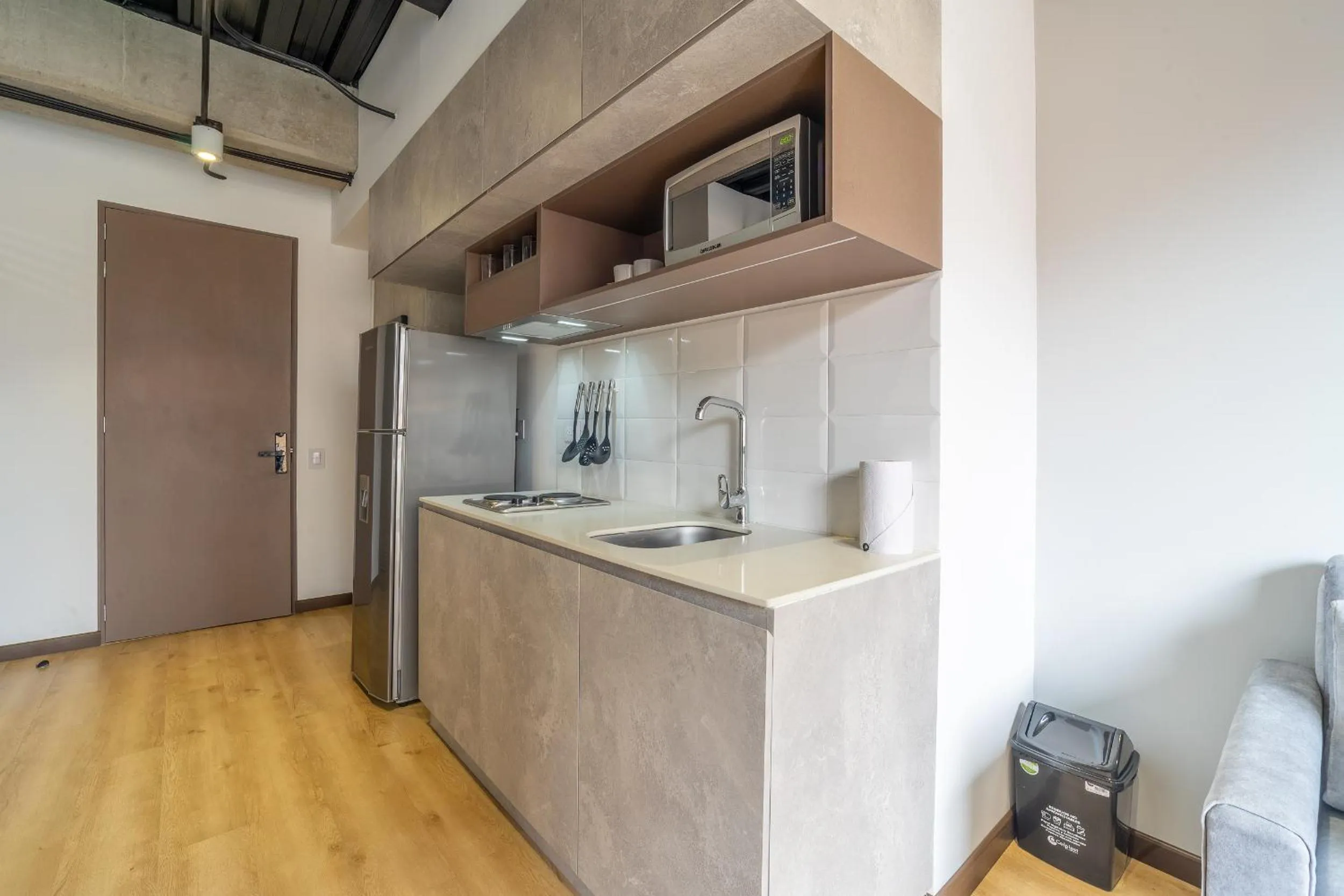 Kitchen or kitchenette in Beliving by Wynwood House