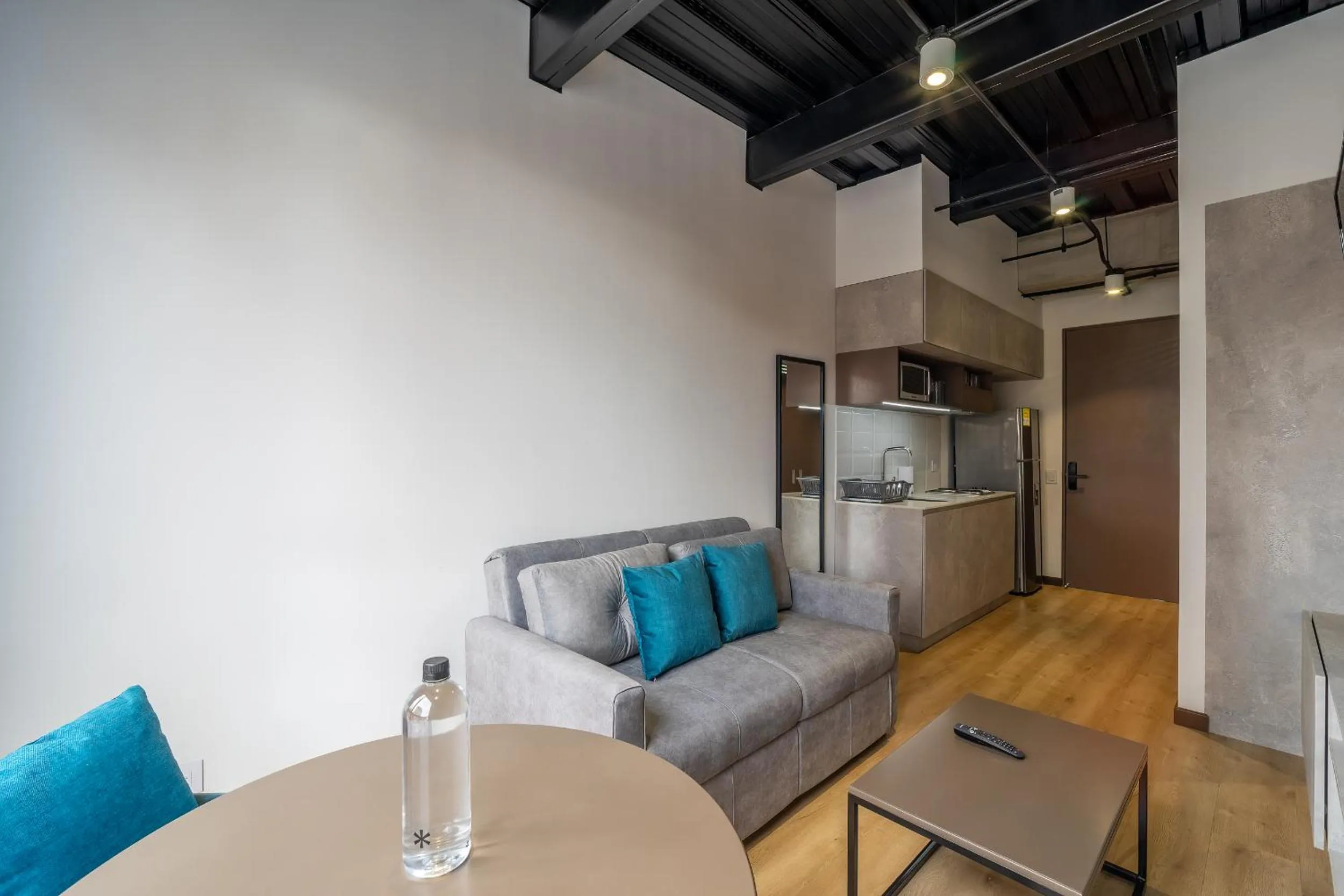 Photo of the whole room in Beliving by Wynwood House