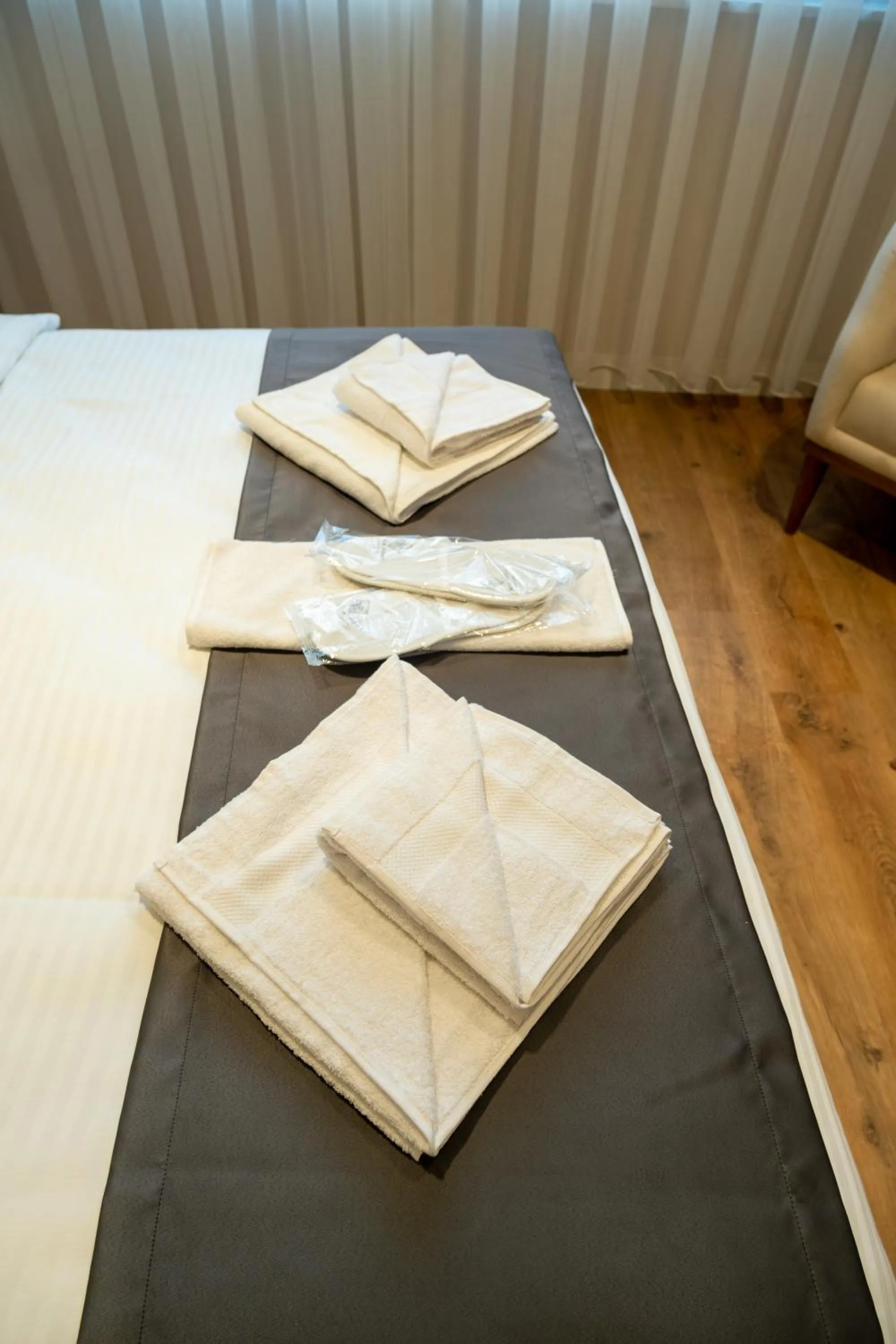 towels in Linda Port Hotel