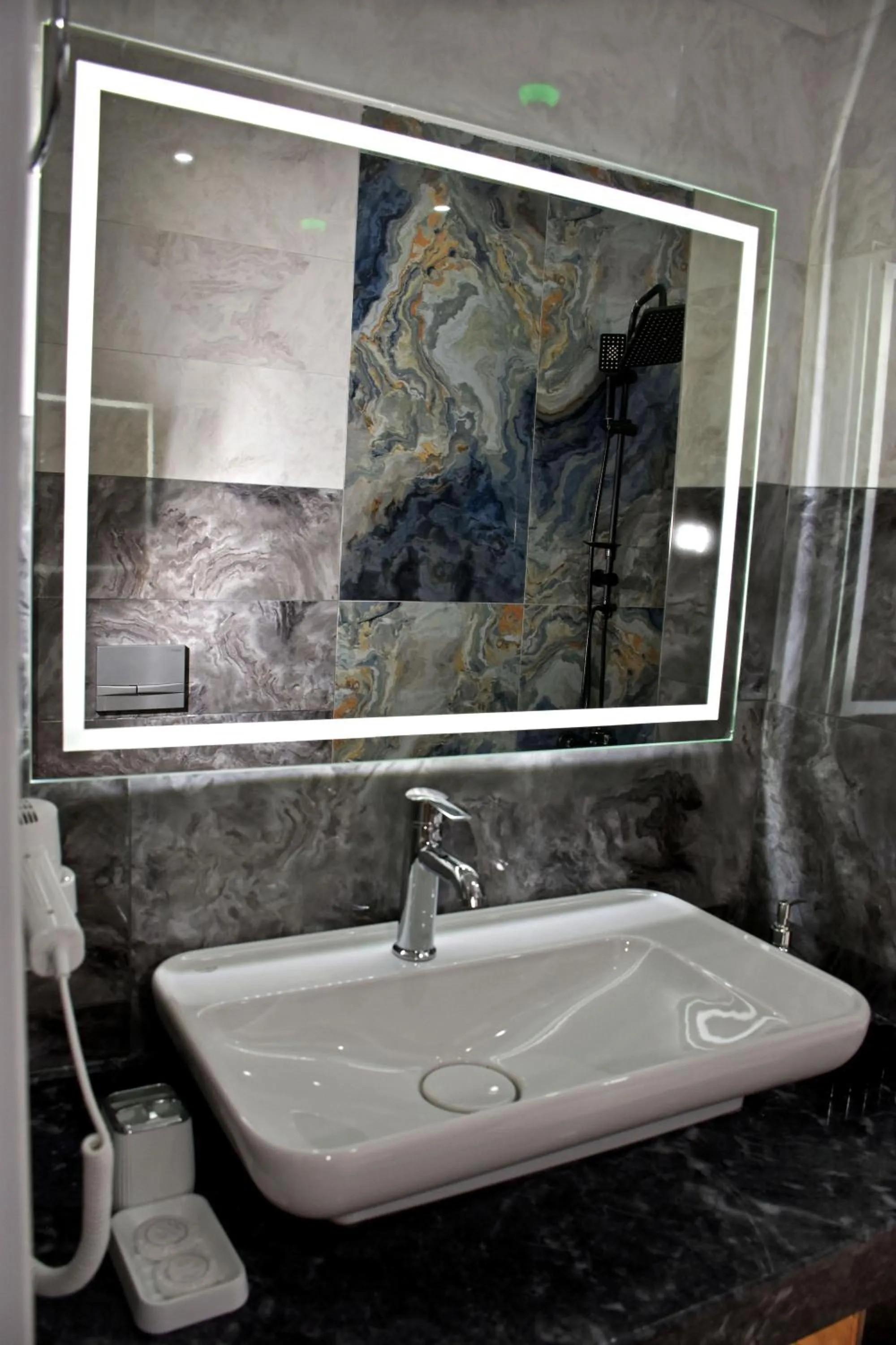 Bathroom in Linda Port Hotel