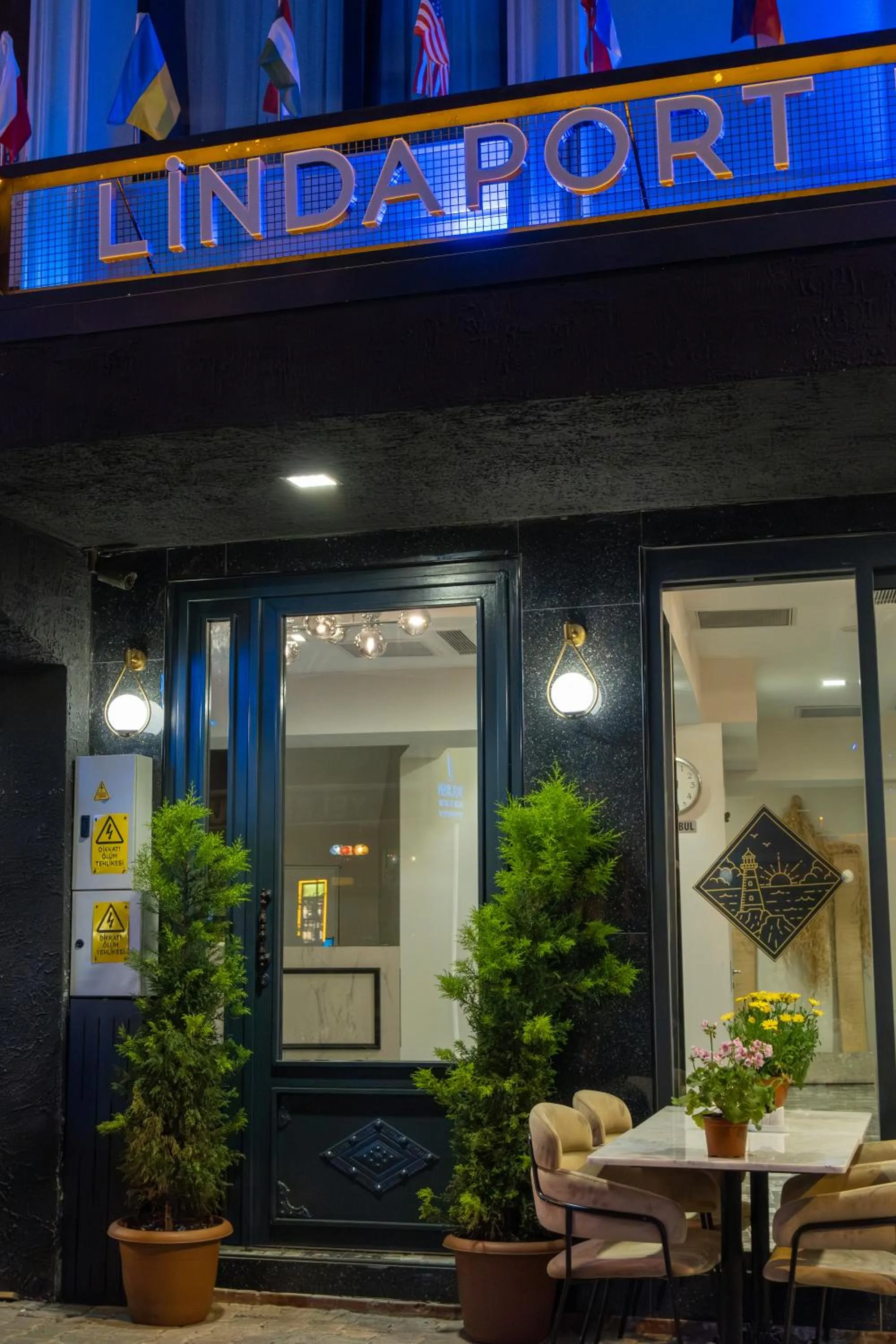 Property building in Linda Port Hotel