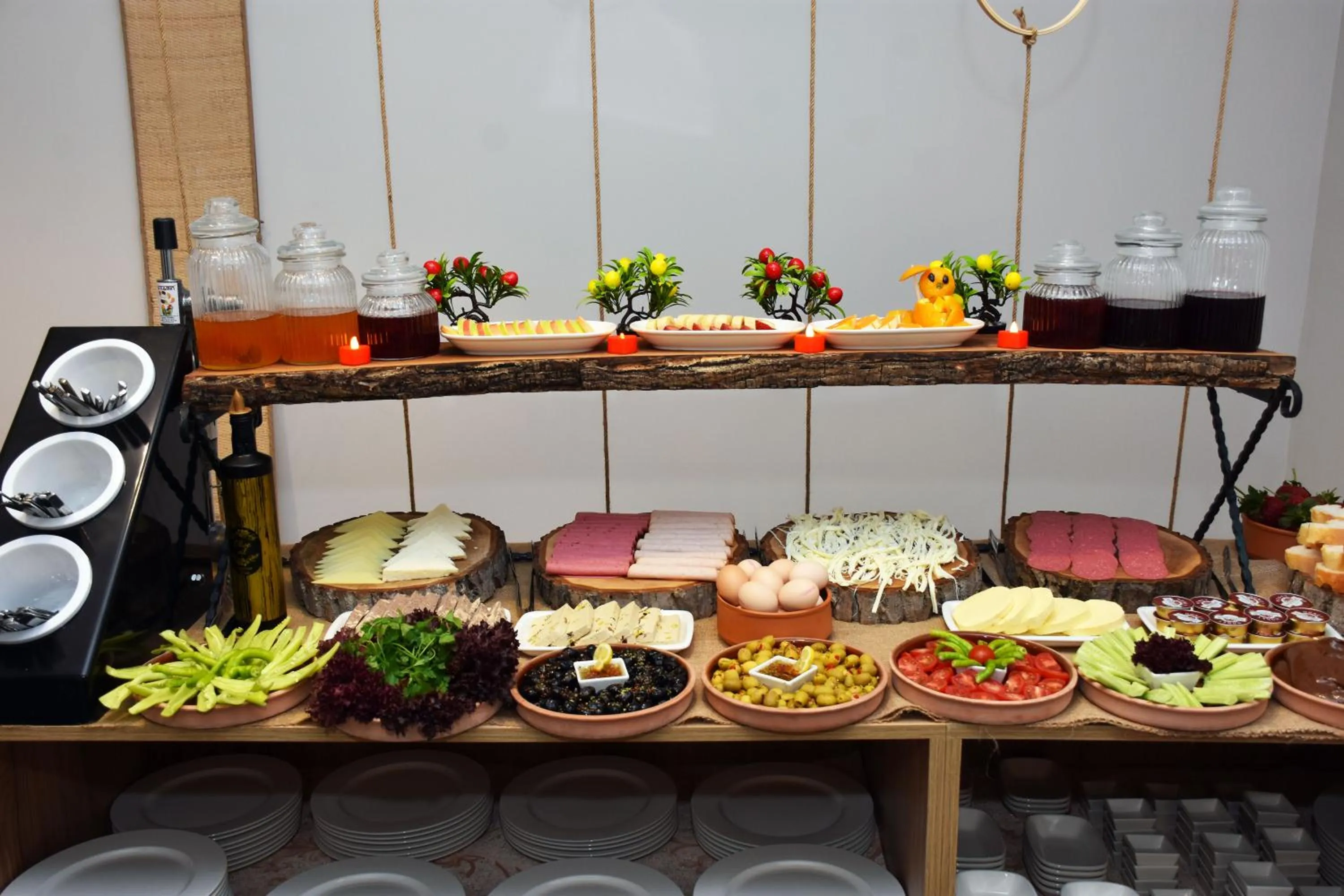 Food and drinks in Linda Port Hotel