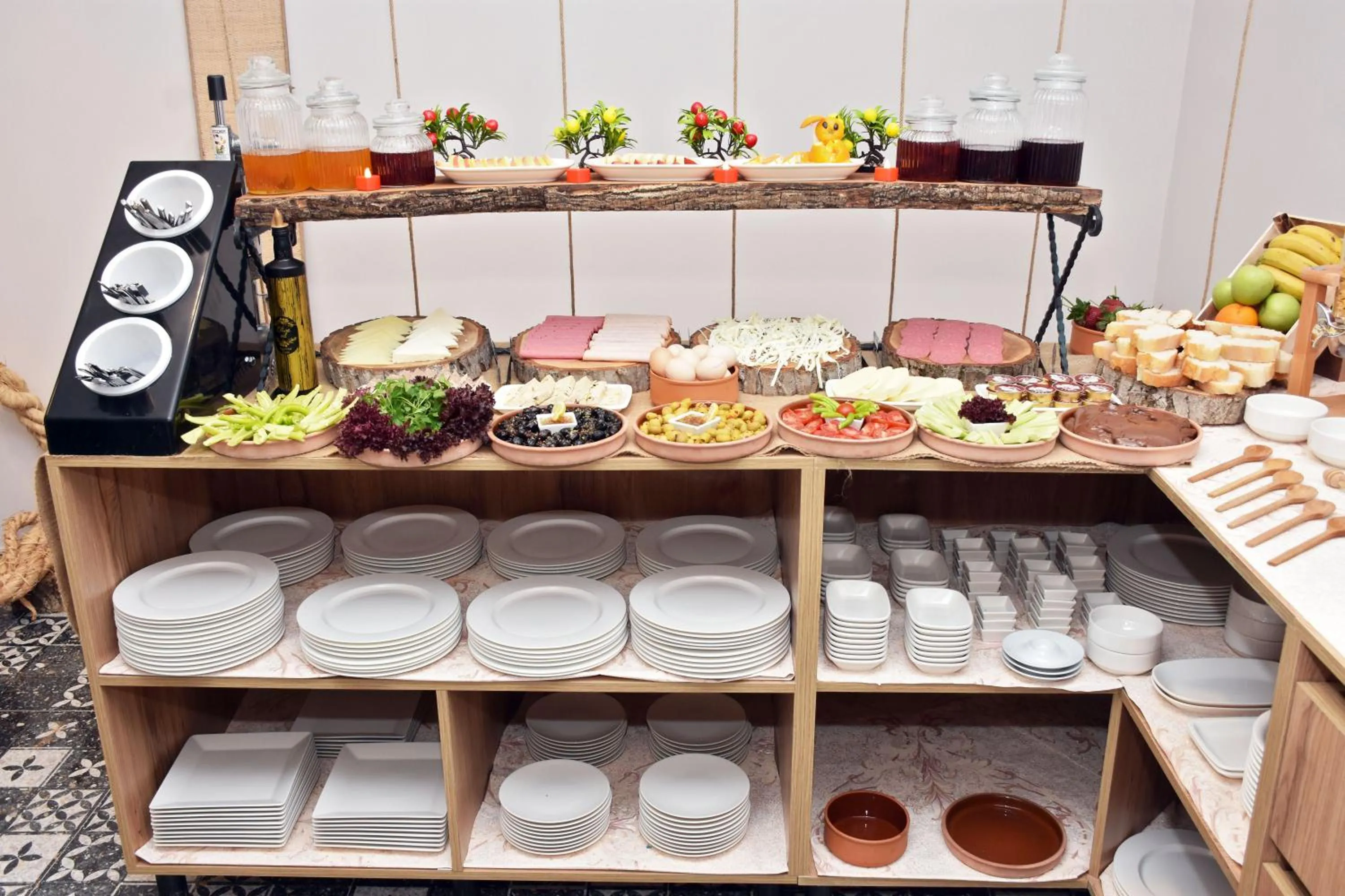 Kitchen or kitchenette in Linda Port Hotel