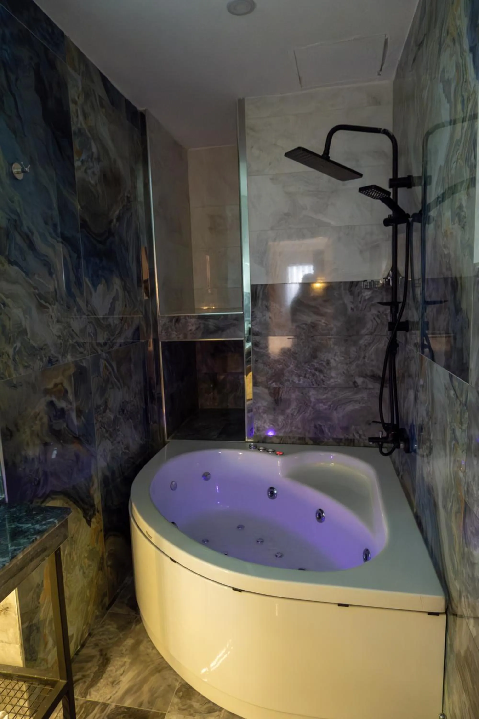 Bathroom in Linda Port Hotel