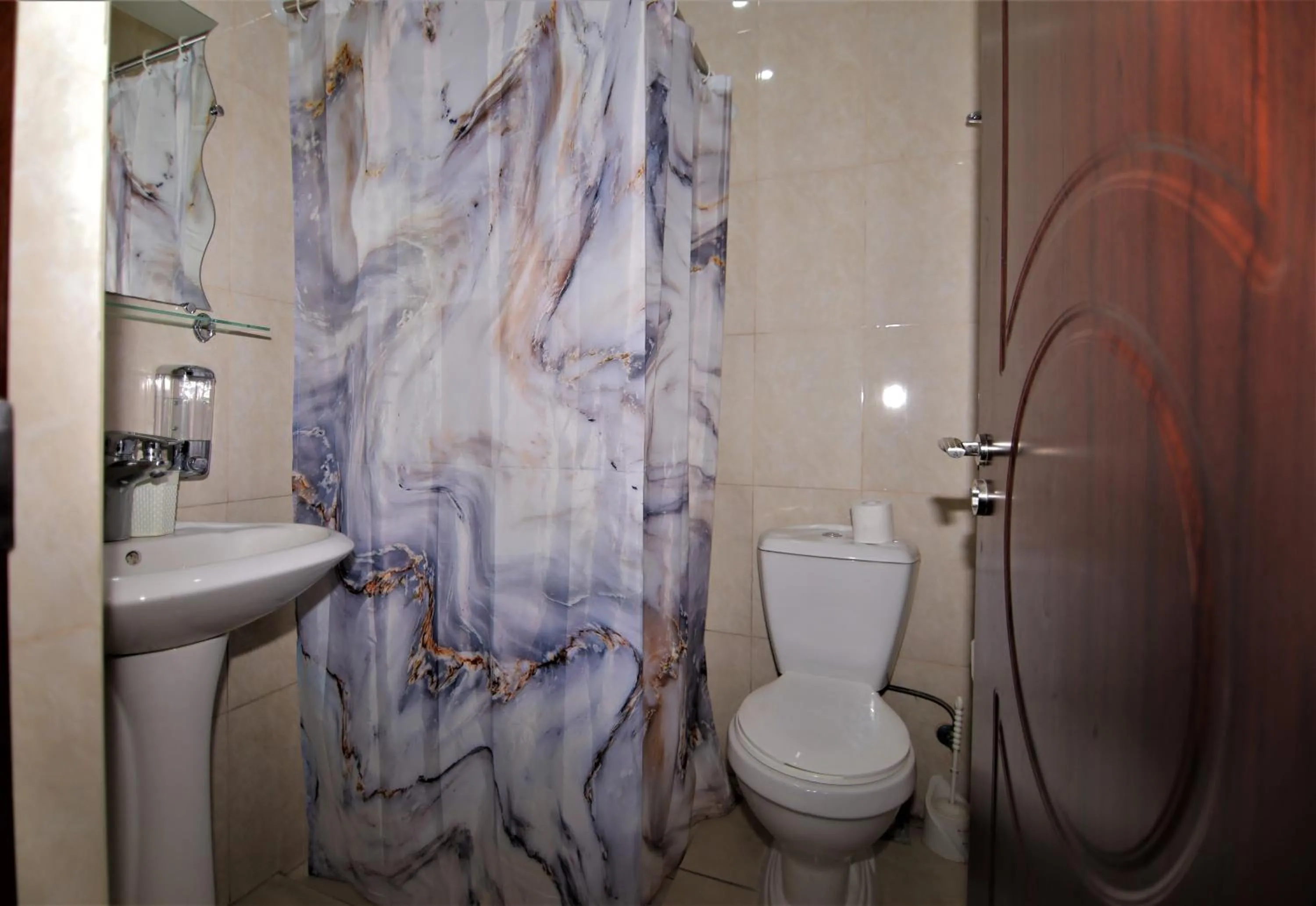 Bathroom in Comfort House Hotel