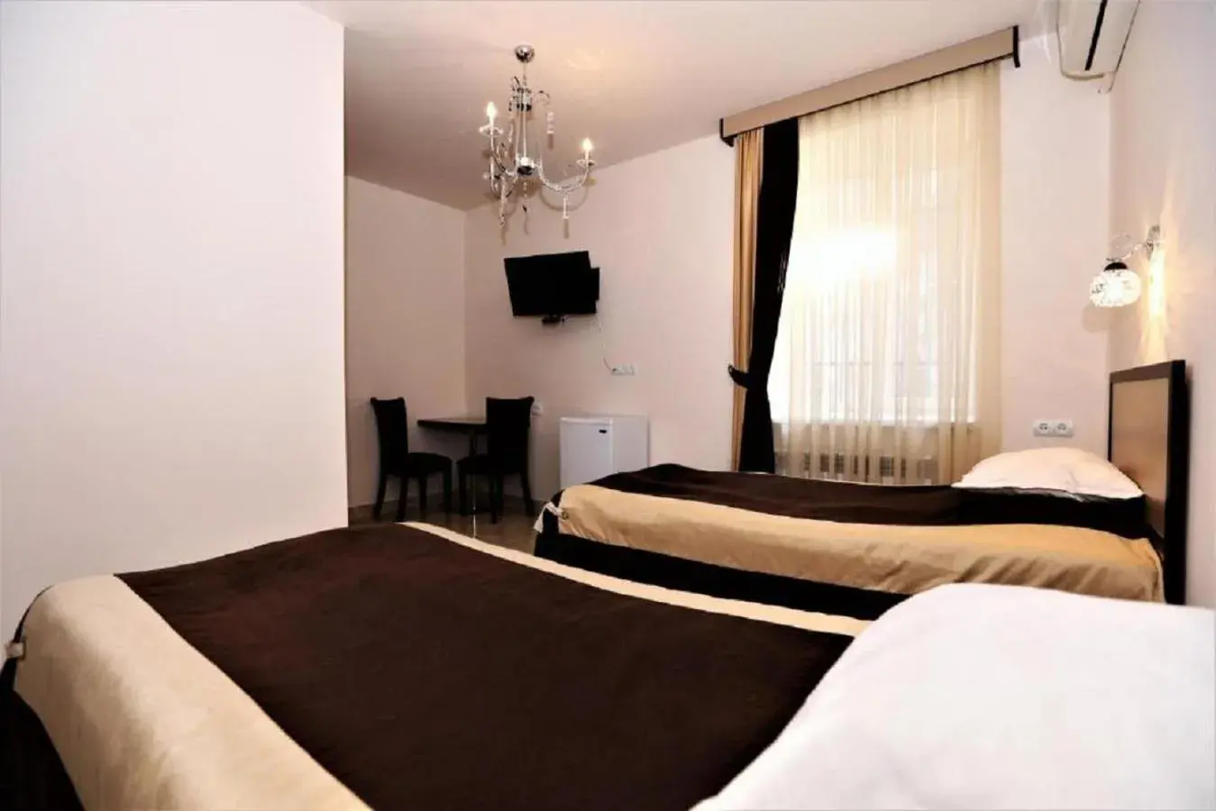 Twin Room with Private Bathroom in Comfort House Hotel Twin Room with Private Bathroom in Comfort House Hotel