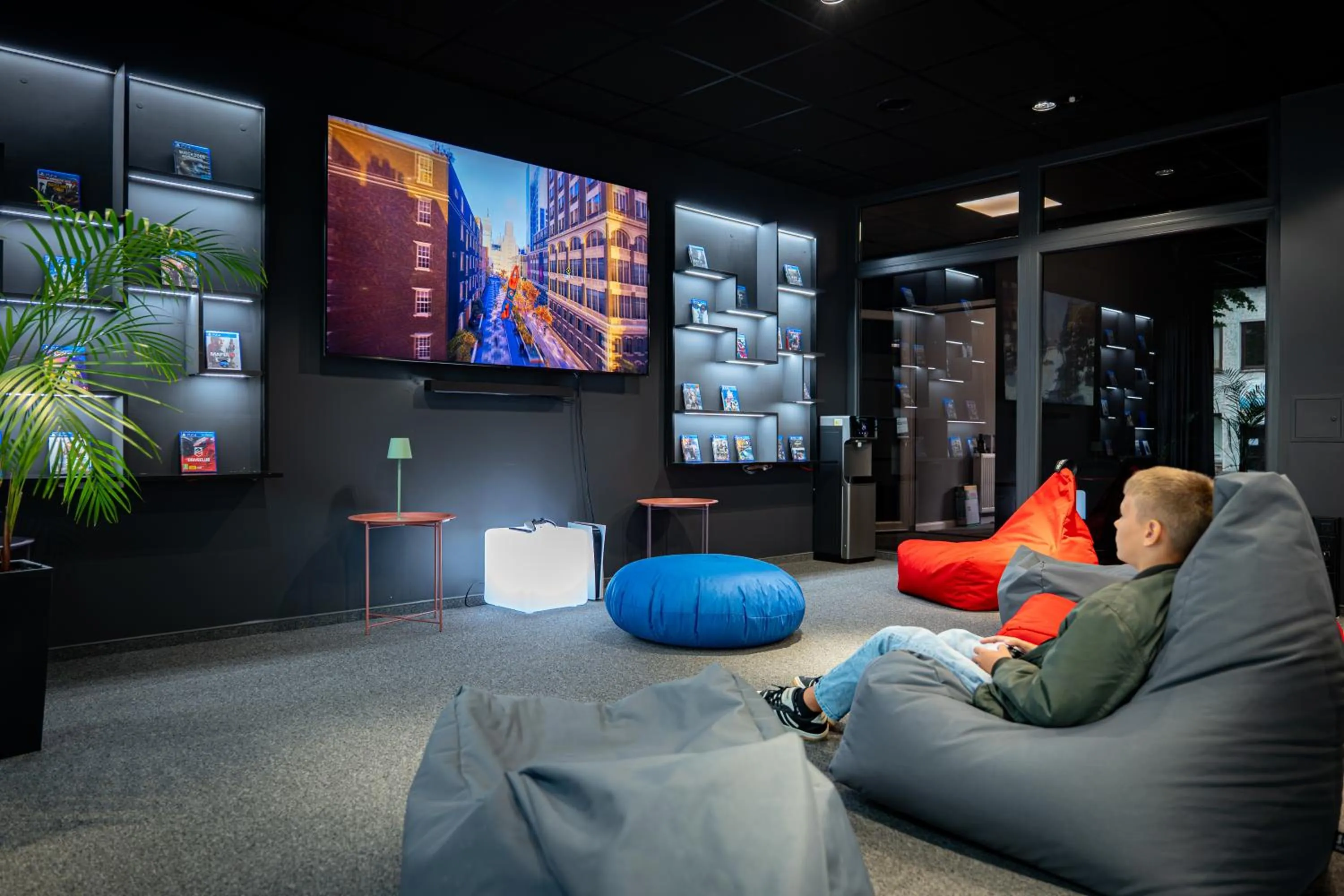 Game Room in Luna Self Check-in Hotel Klaipeda